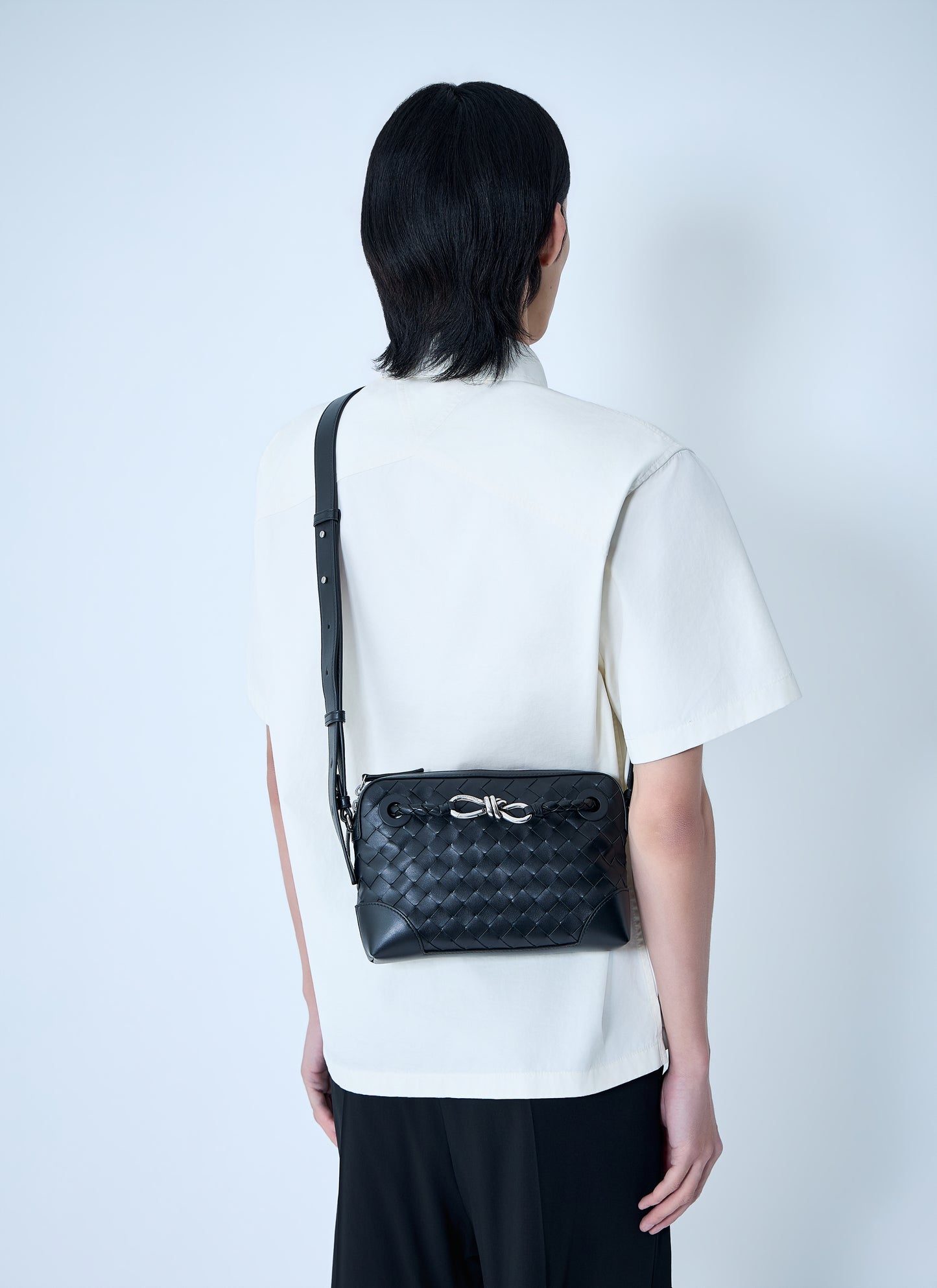 Bottega Veneta Men Andiamo Zipped Messenger Bag BOTTEGA VENETA