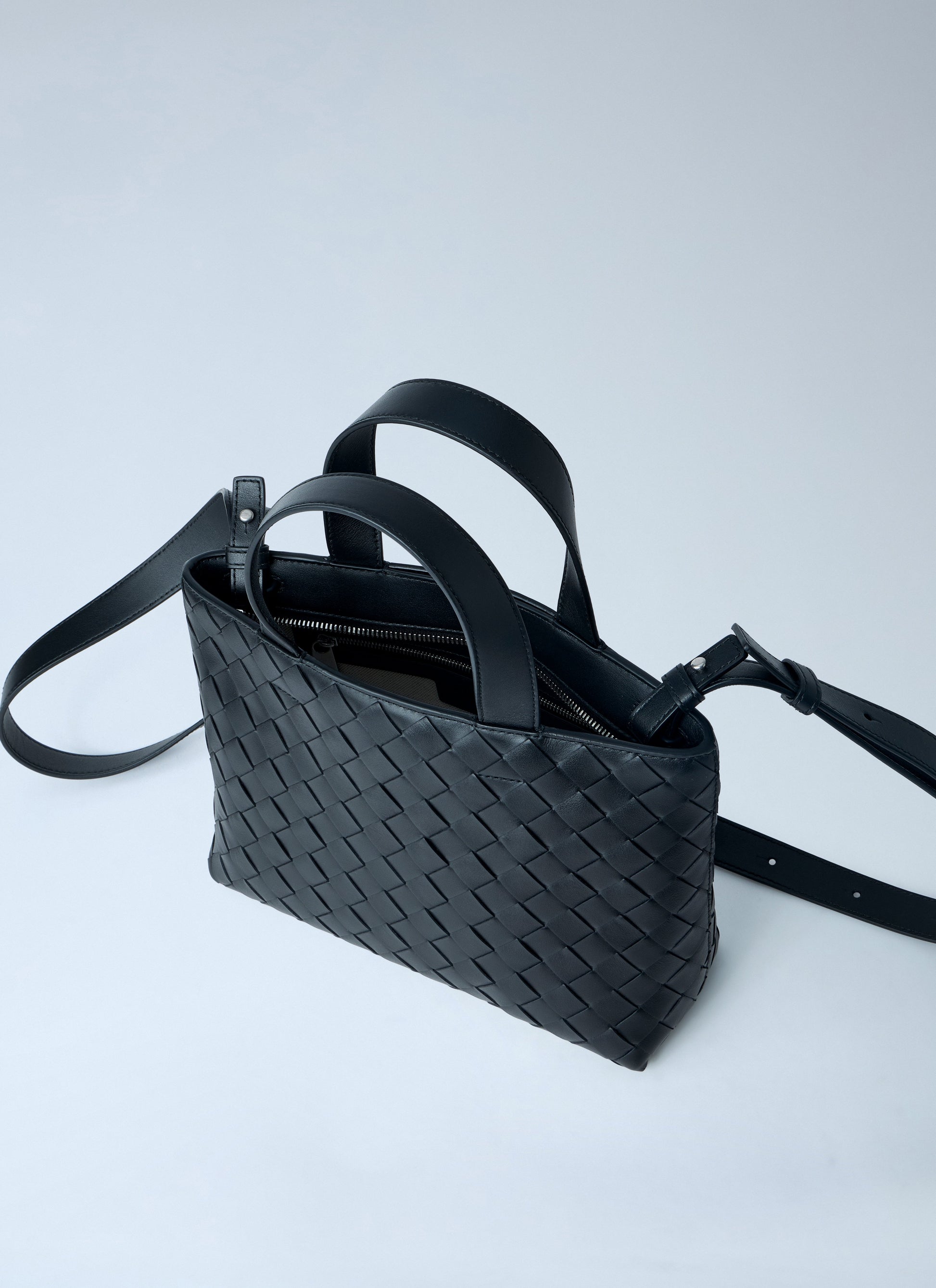 Bottega Veneta Men Mini Intrecciato Zipped Tote Bag BOTTEGA VENETA