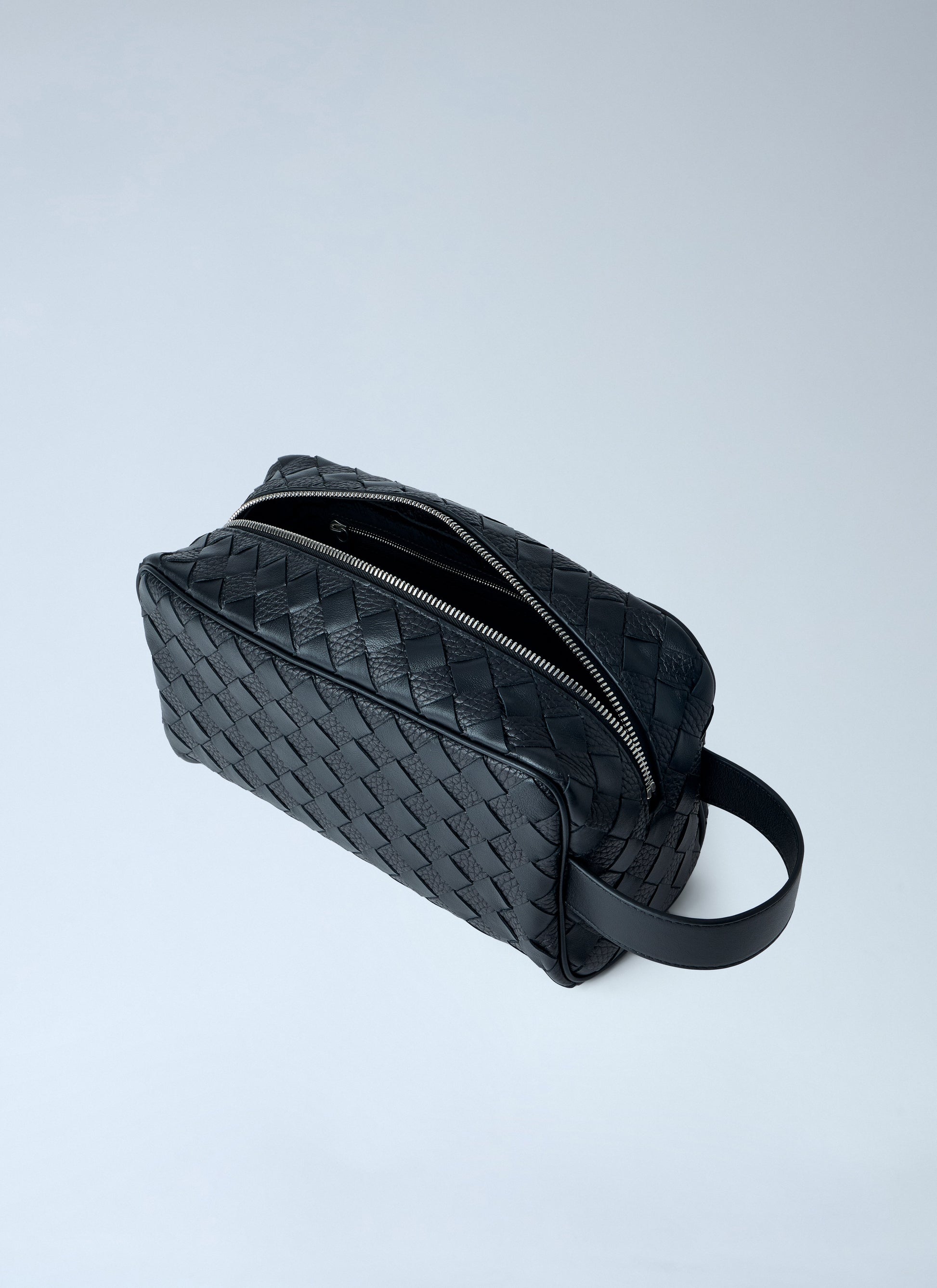 Bottega Veneta Men Intrecciato Travel Pouch BOTTEGA VENETA