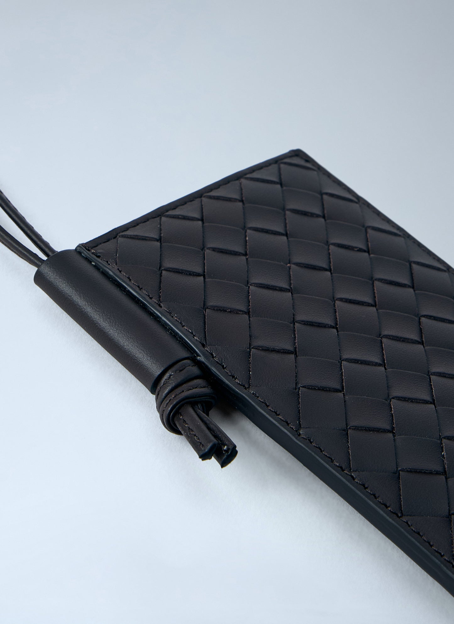 Bottega Veneta Men Intrecciato Piccolo Badge Holder BOTTEGA VENETA