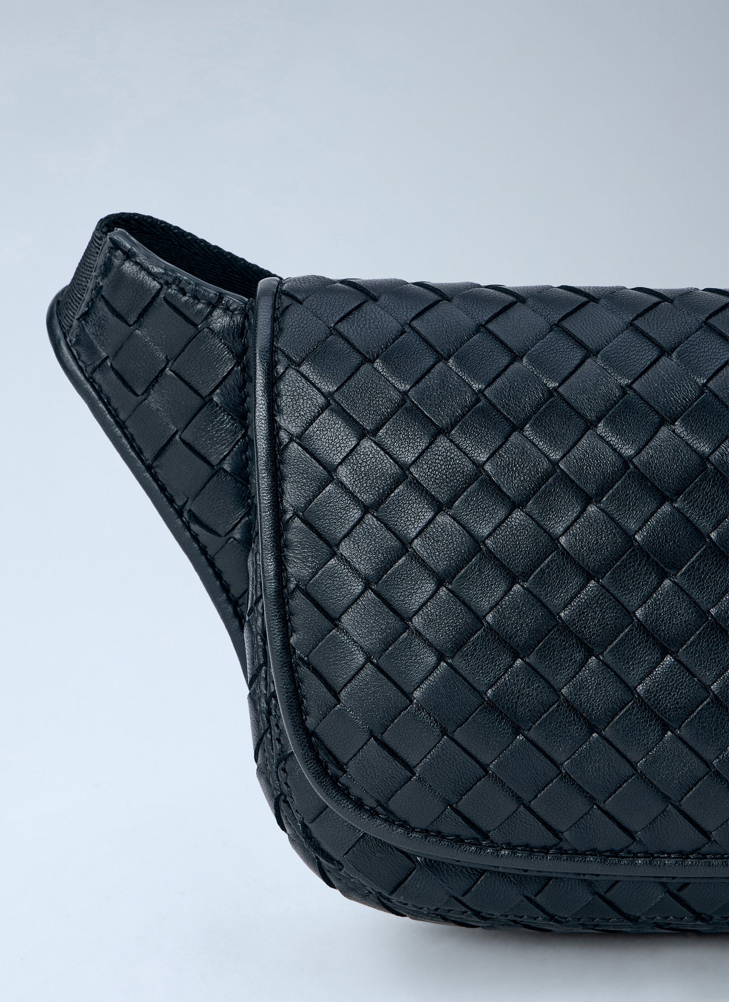 Bottega Veneta Men Intrecciato Woven Leather Belt Bag BOTTEGA VENETA