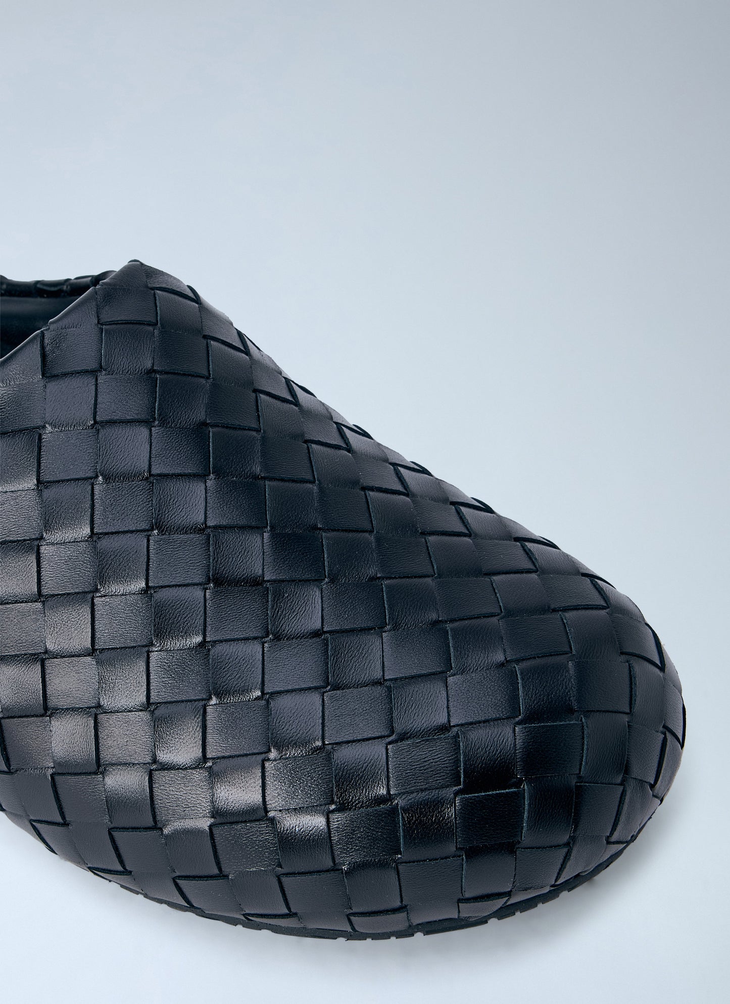 Bottega Veneta Men Klog Intrecciato Mules BOTTEGA VENETA