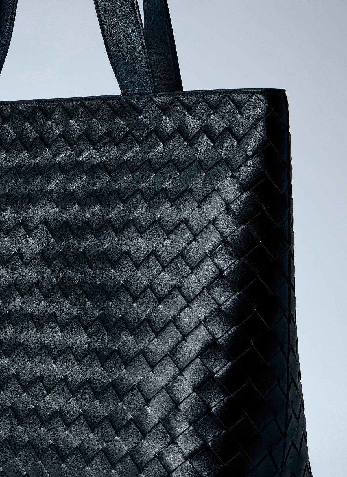 Bottega Veneta Men Small Intrecciato Zipped Tote BOTTEGA VENETA