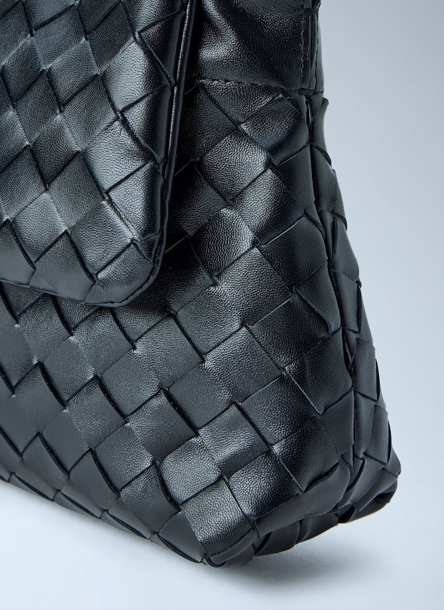 Bottega Veneta Women Giorno Handbag