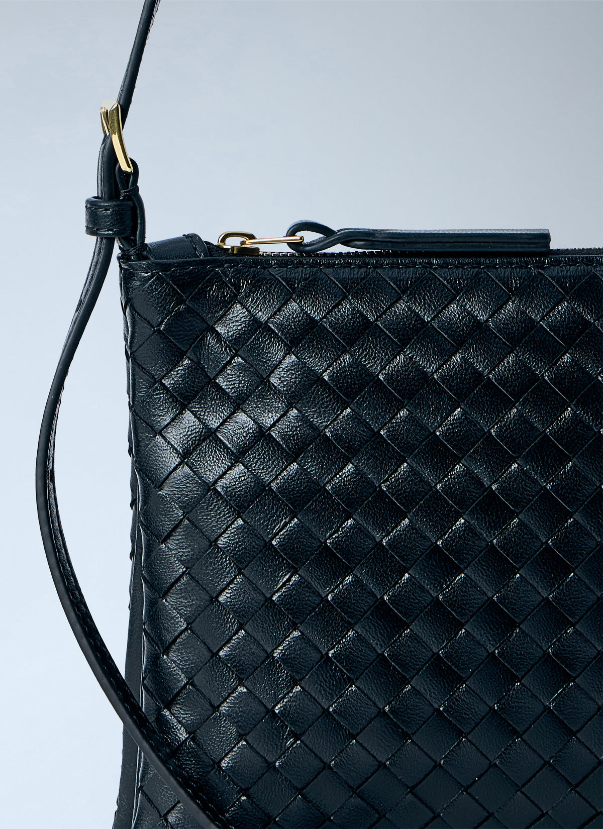 Bottega Veneta Women Intrecciato Piccolo Medium Pouch BOTTEGA VENETA