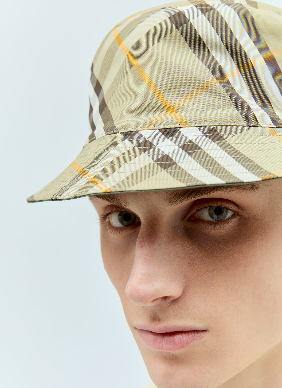 Burberry Men Reversible Bucket Hat BURBERRY
