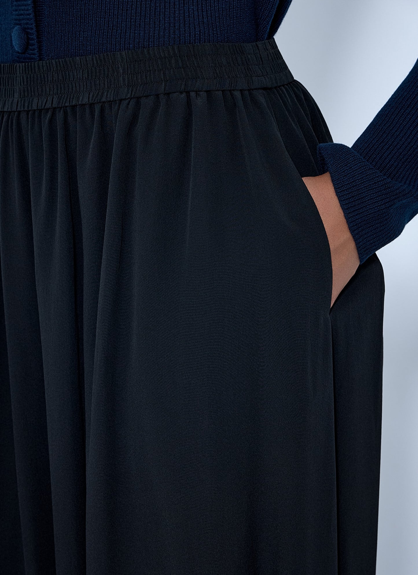 Chloé Women Fluid Pleated Pants In Crêpe De Chine CHLOE