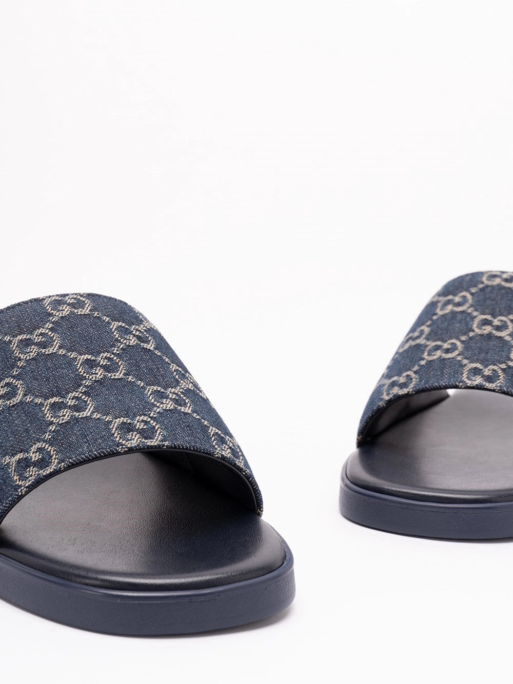 Gucci Men `Charlie` Slides