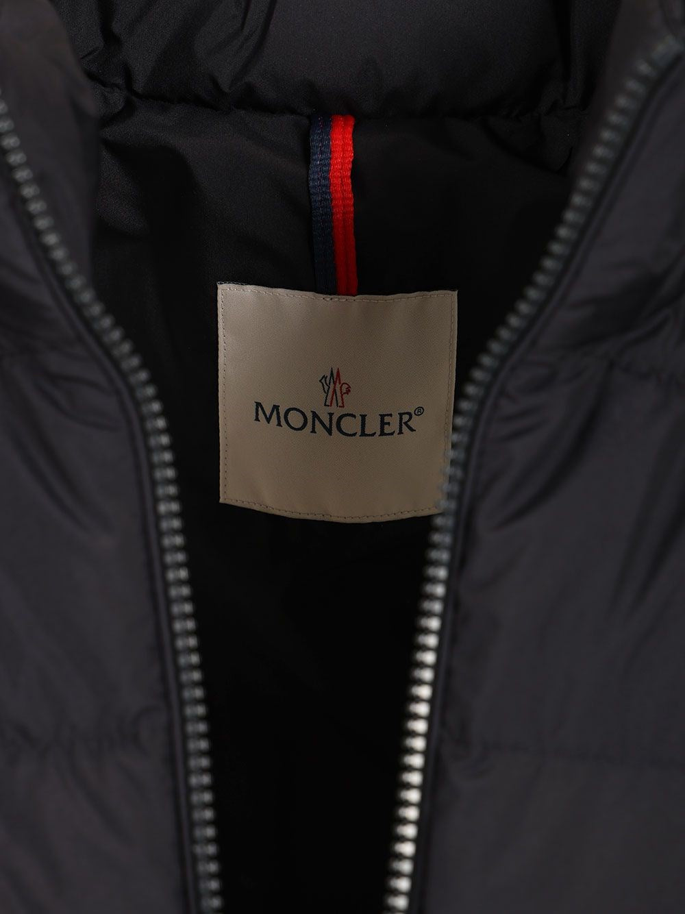 Moncler Men "Baudinet" Short Down Jacket