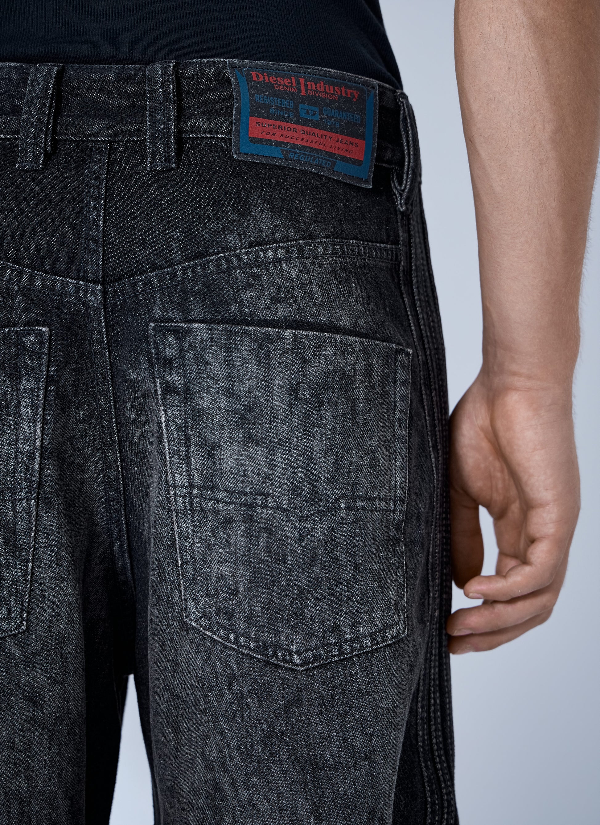 Diesel Men D-Enim-M Shorts DIESEL