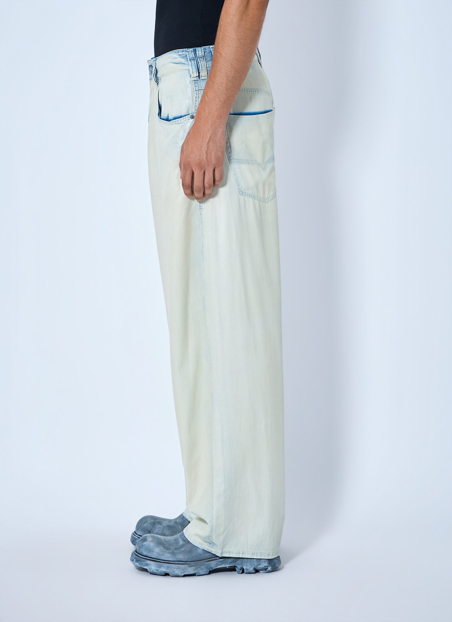 Diesel Men D-Enim-M 1997 Jeans DIESEL