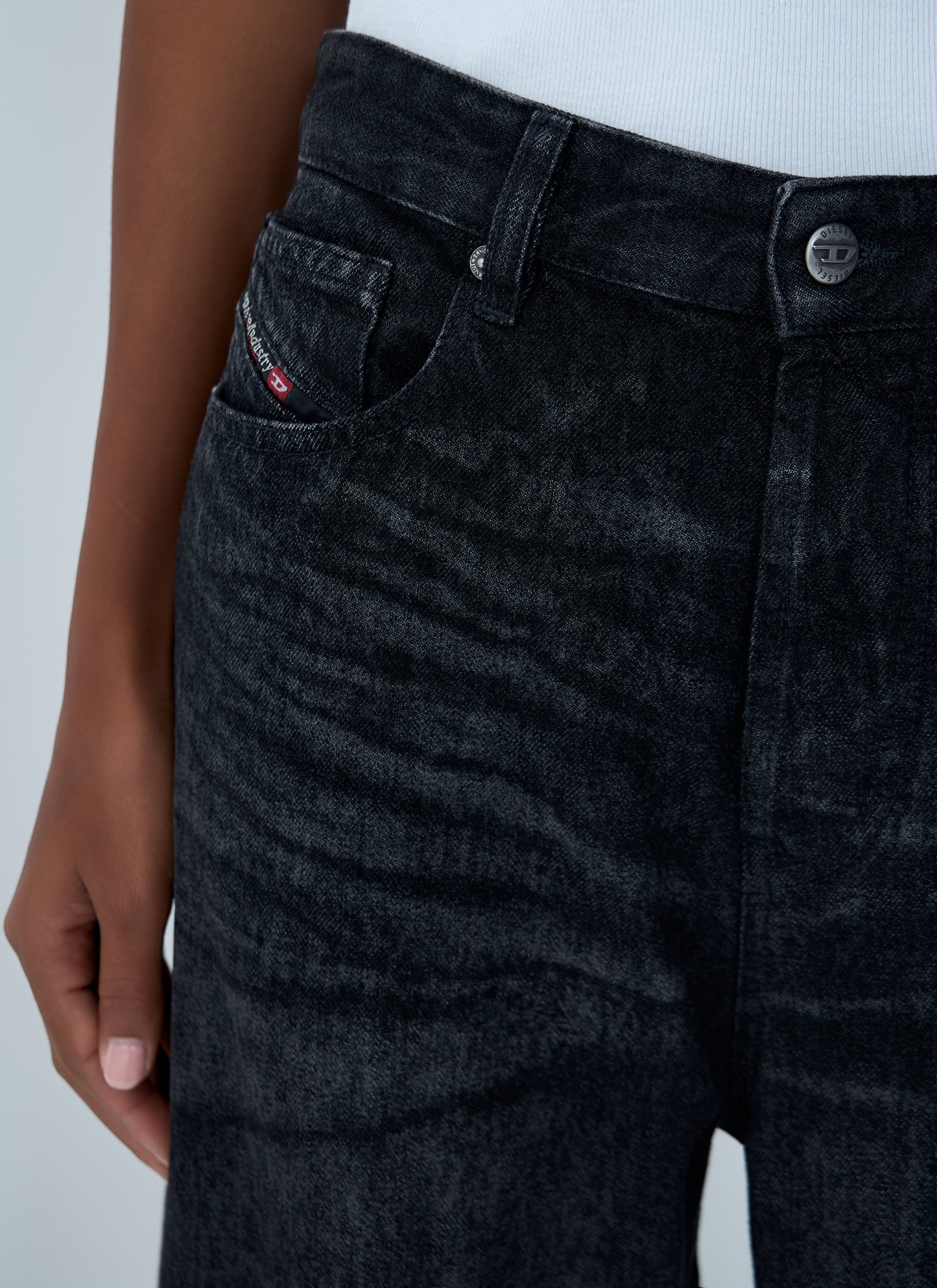 Diesel Women 1996 D-Sire-Fsh Jeans DIESEL