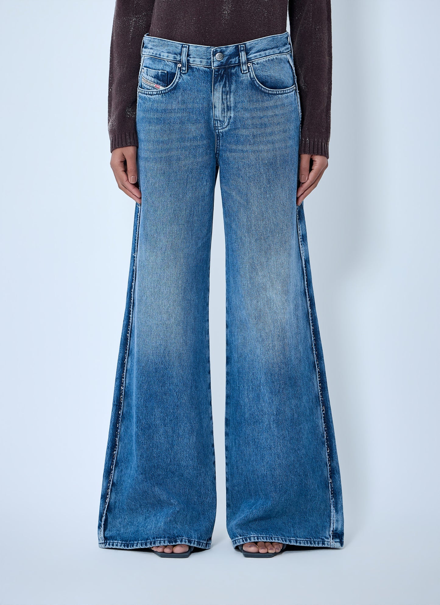 Diesel Women 1978 D-Akemi-S Jeans DIESEL