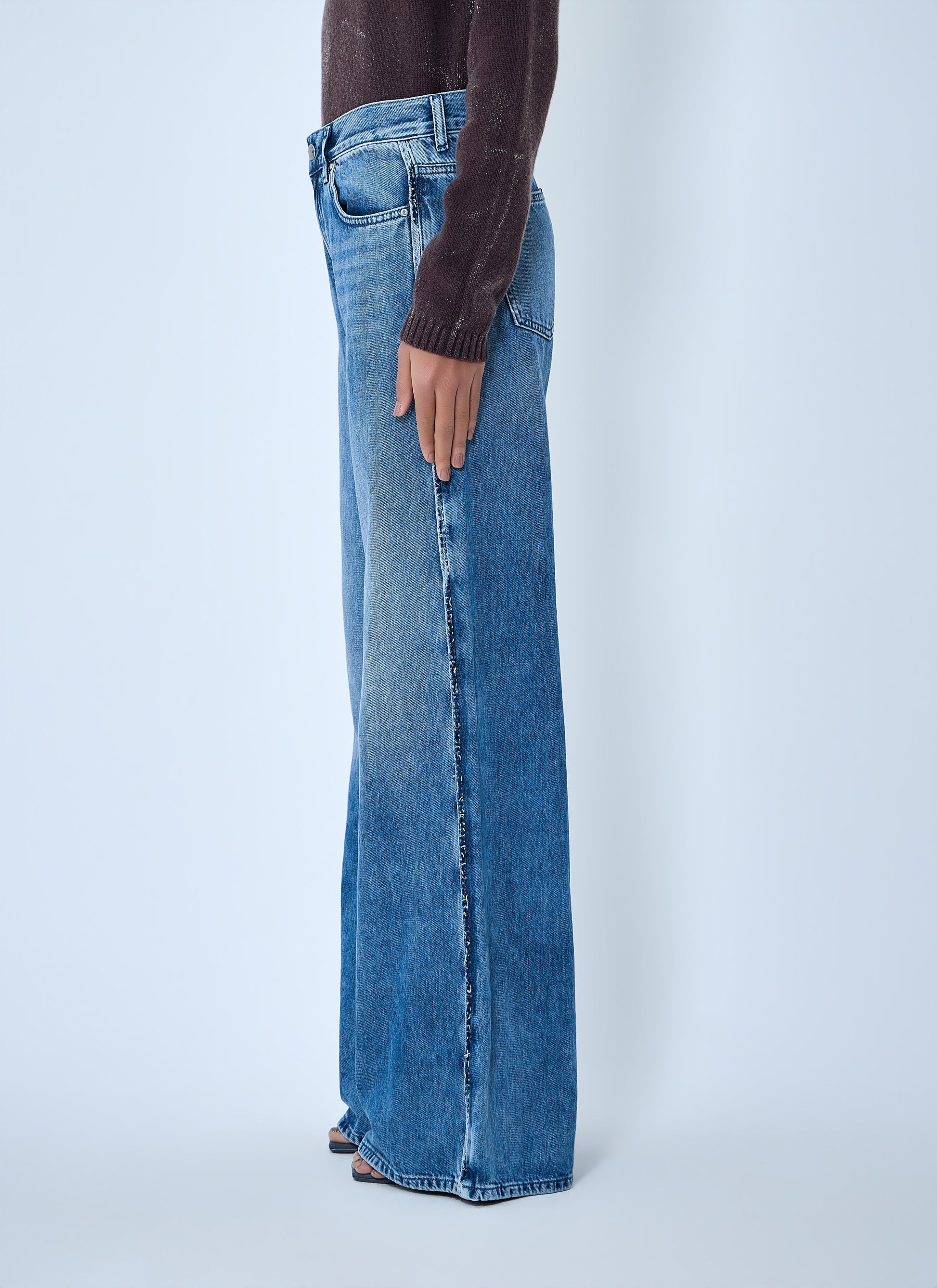 Diesel Women 1978 D-Akemi-S Jeans DIESEL