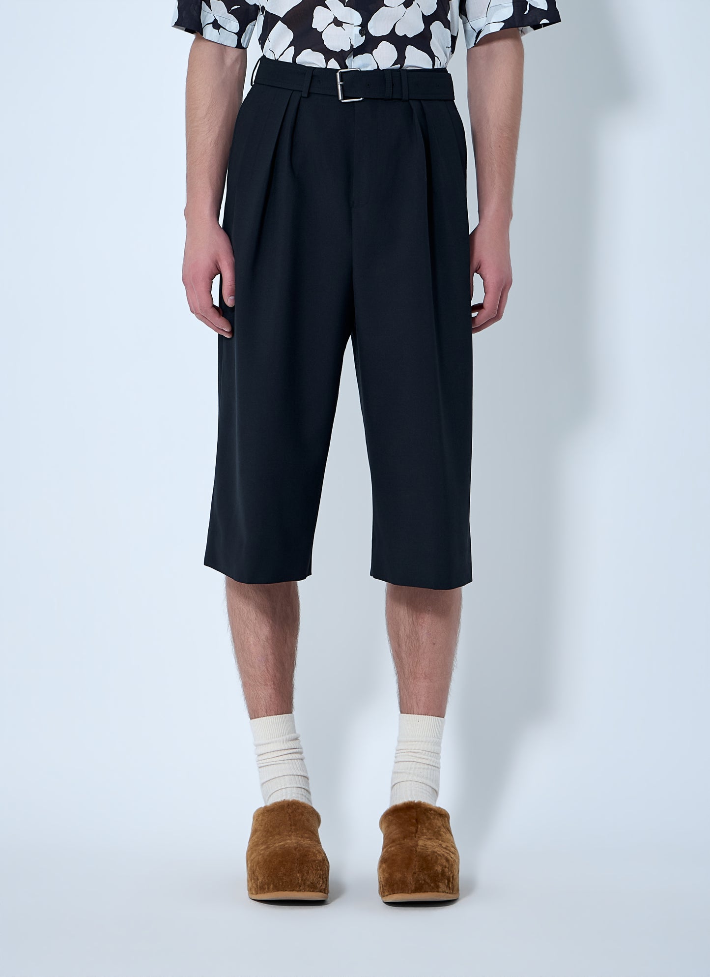 Dries Van Noten Men Pleated Wool Knee-Length Trousers DRIES VAN NOTEN