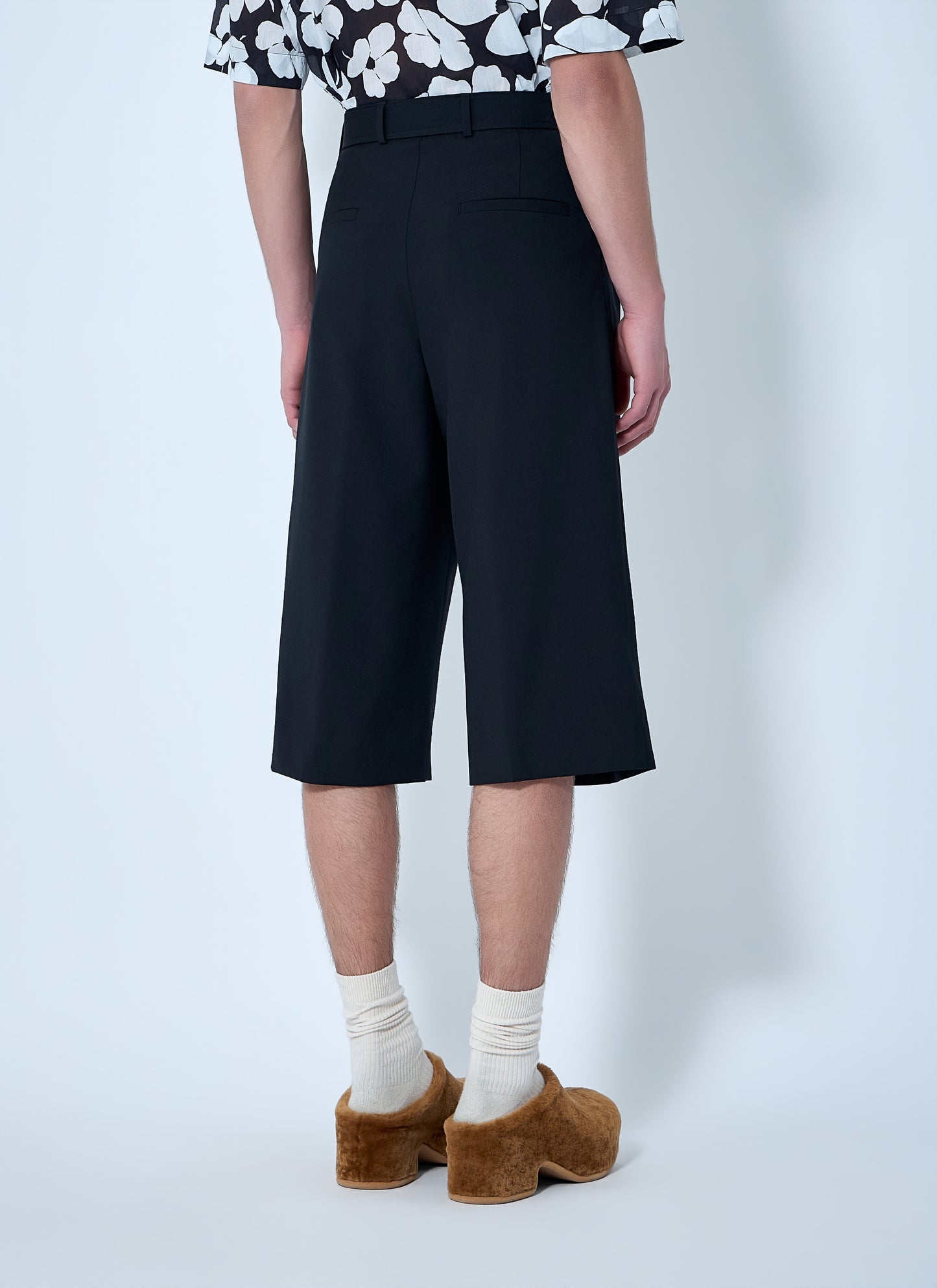 Dries Van Noten Men Pleated Wool Knee-Length Trousers DRIES VAN NOTEN