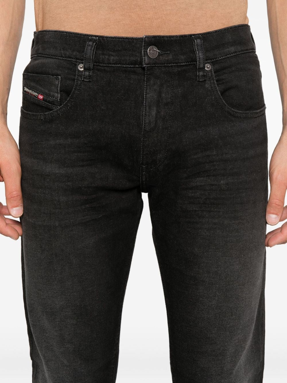 Diesel Men Slim Jeans "2019 D-Strukt 0Kial" DIESEL