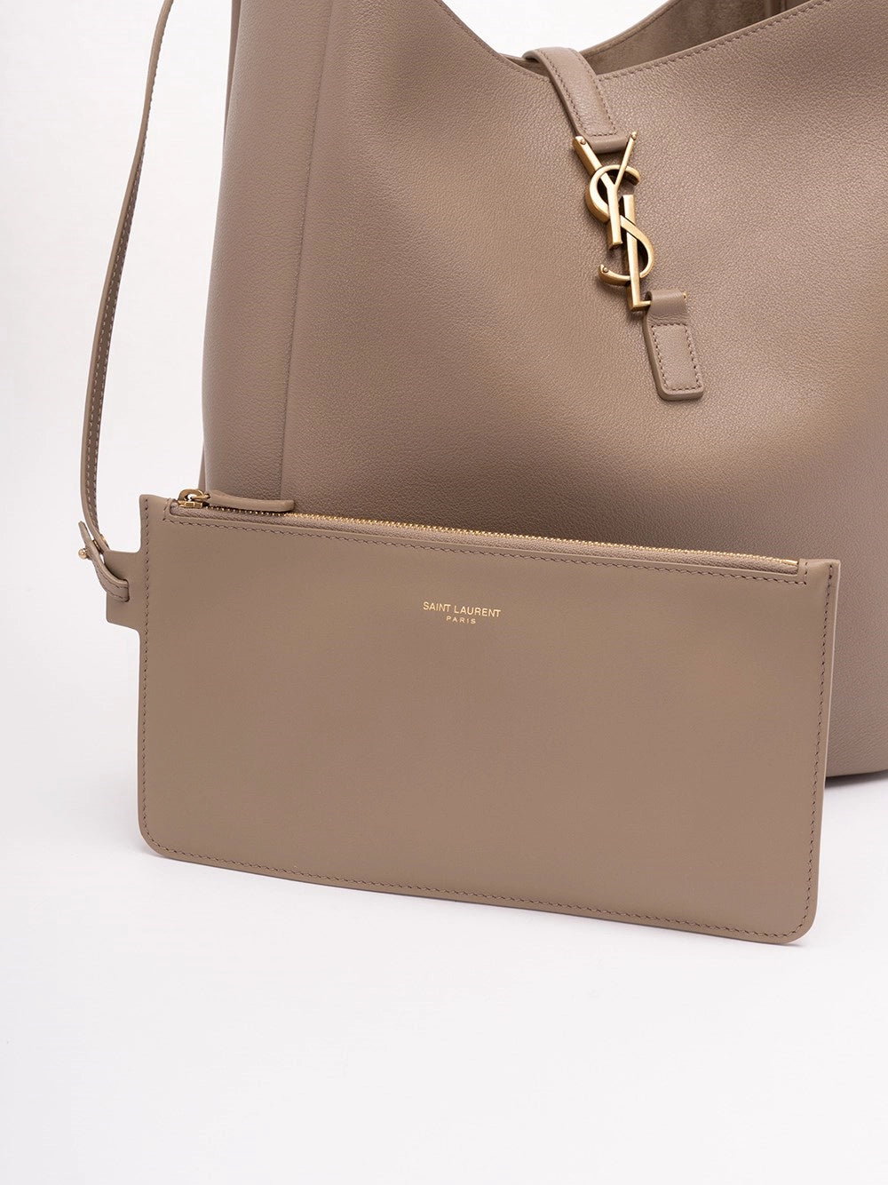 Saint Laurent Women `Le 5 À 7` Large Bag SAINT LAURENT