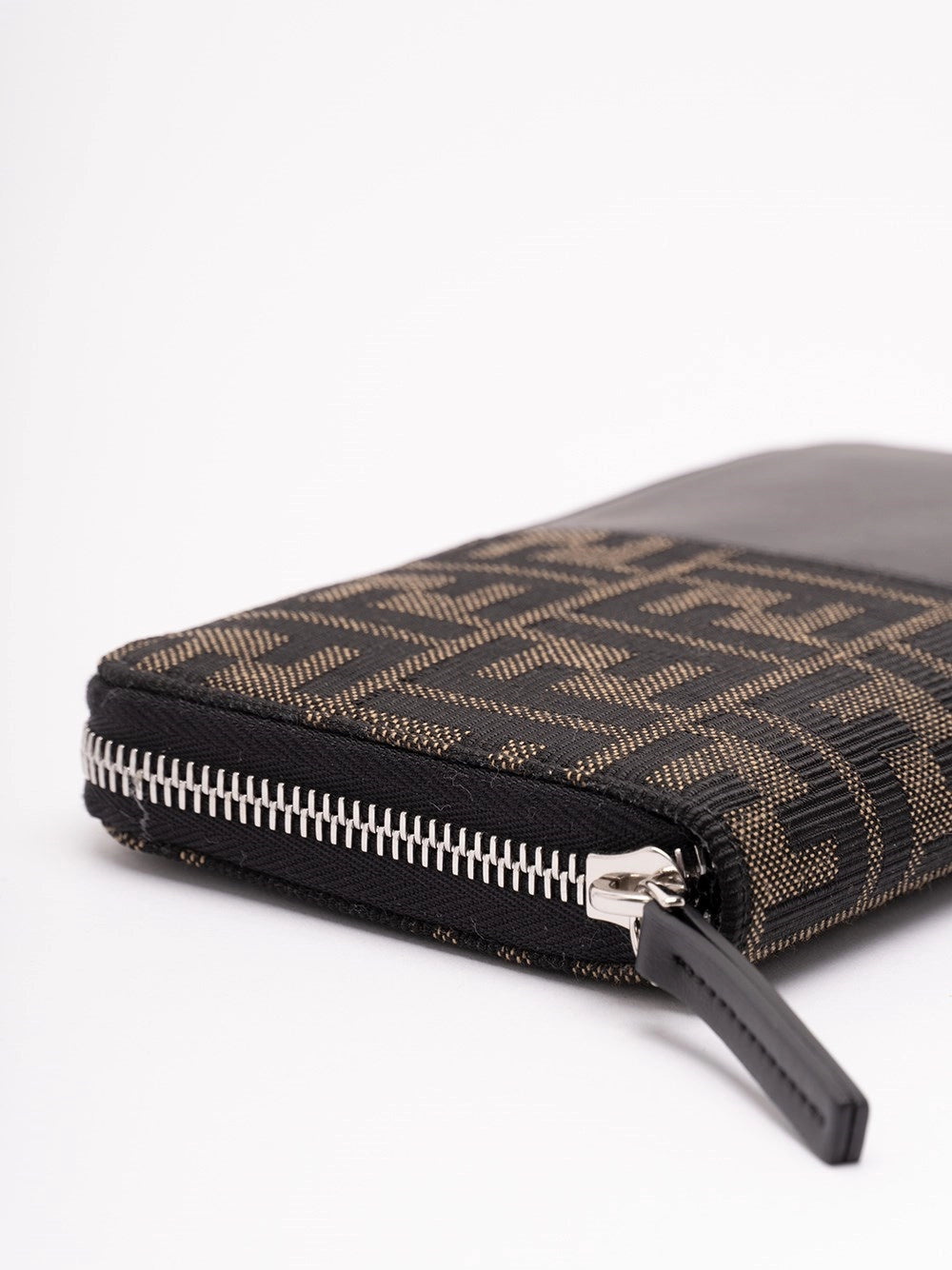 Fendi Men Zip Around Squared Ff FENDI