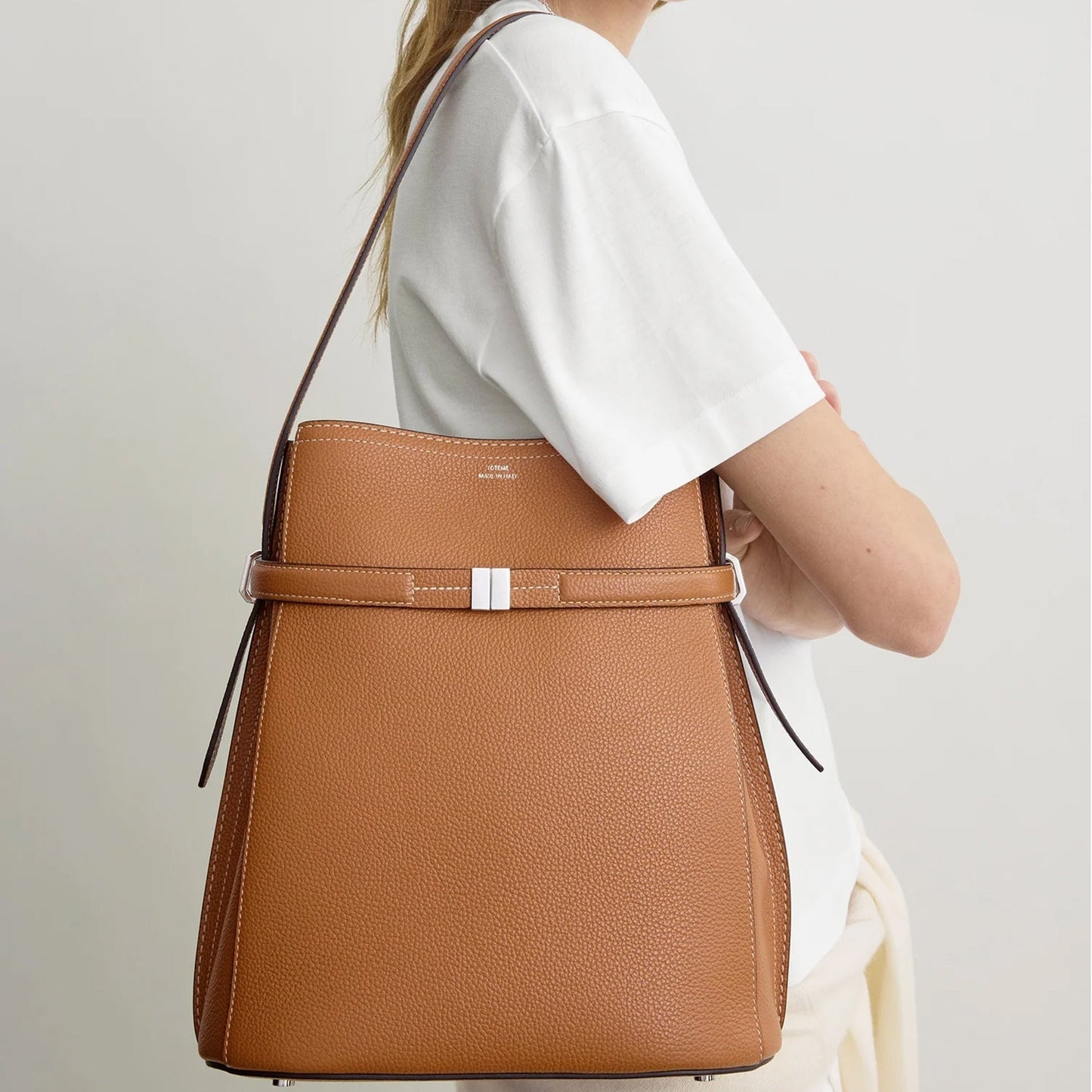 Toteme Leather Bucket Bag Women TOTEME