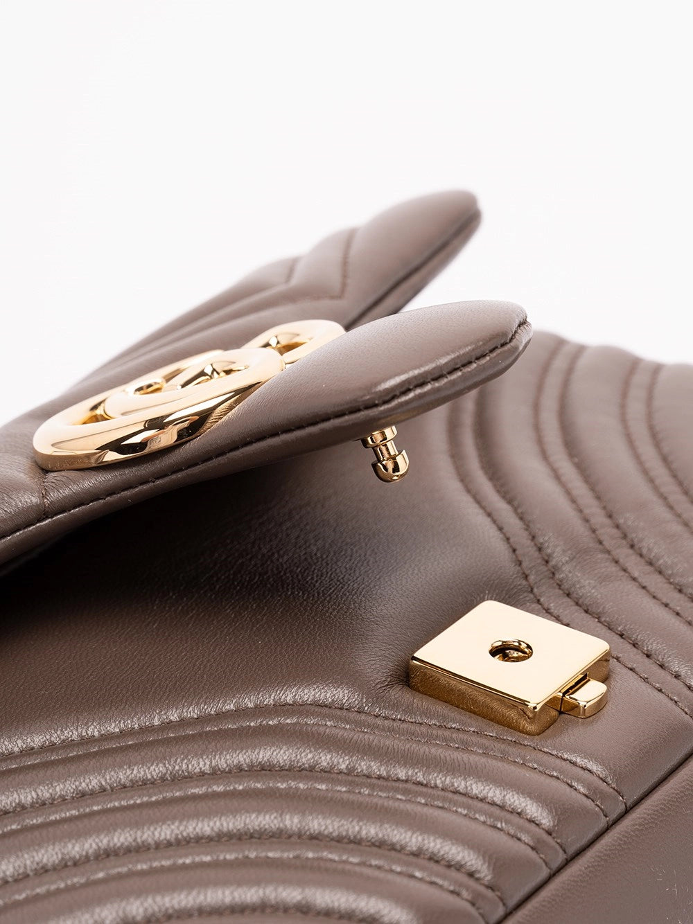 Gucci Women `Gg Marmont` Crossbody Bag GUCCI