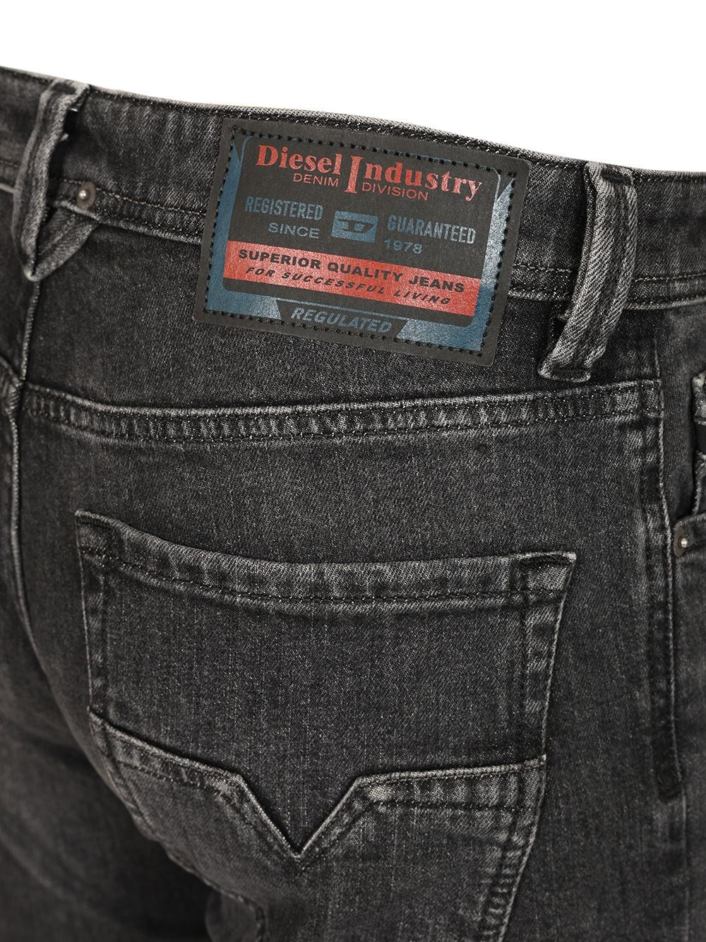 Diesel Men Regular "Larkee" Jeans DIESEL