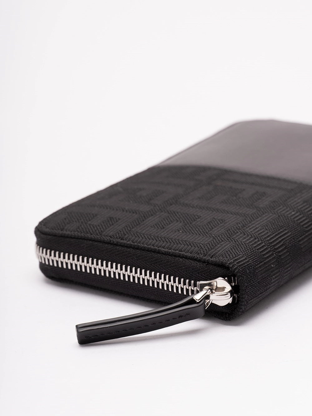 Fendi Men Zip Around Squared Ff FENDI