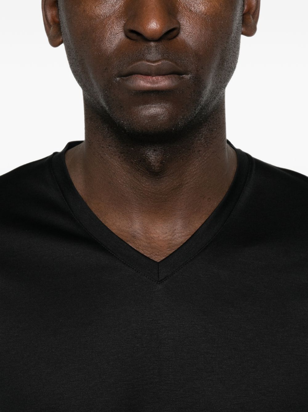 Gucci Men Silk V-Necked T-Shirt GUCCI