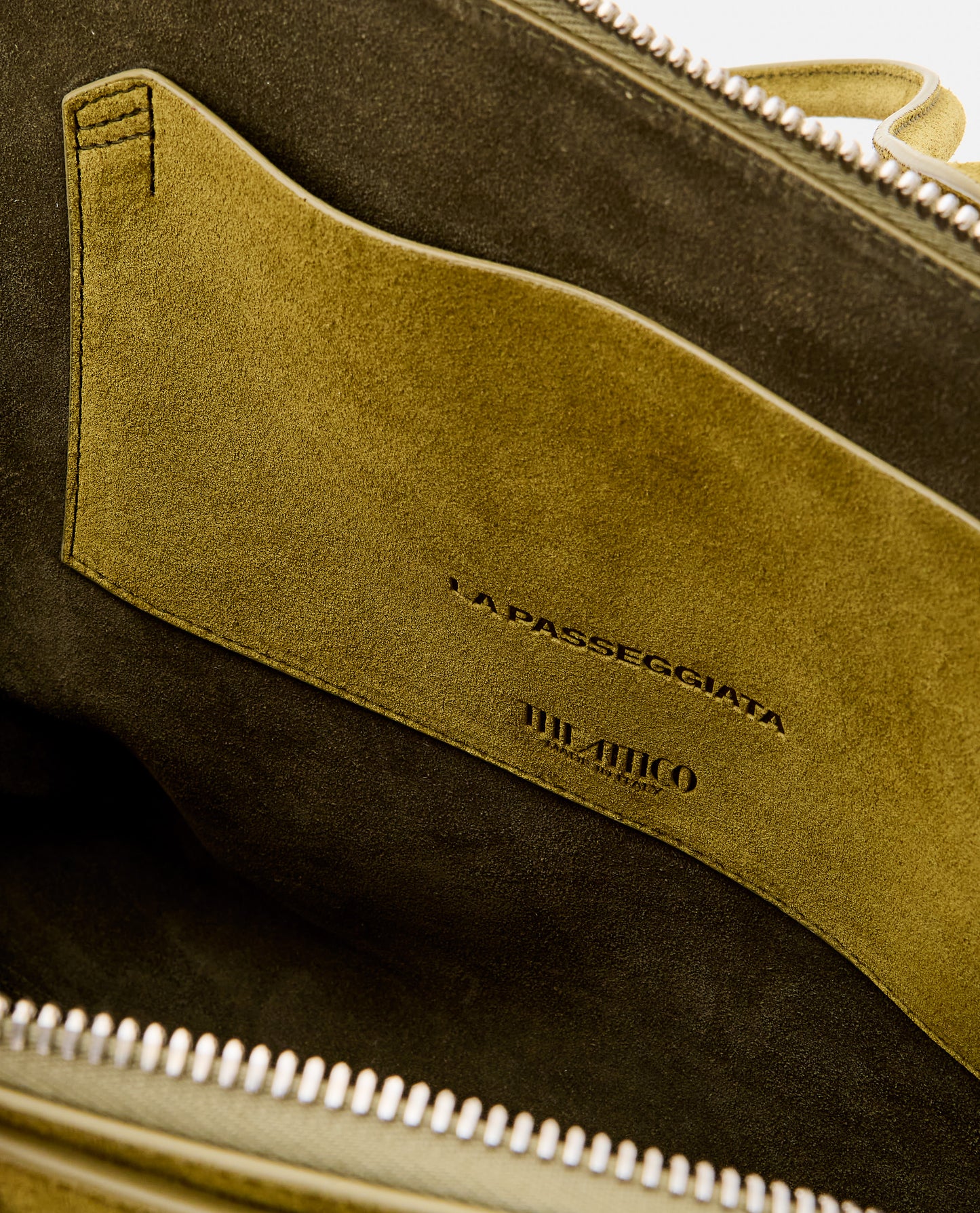 The Attico Women Top Handle 'La Passeggiata Medium' Bag THE ATTICO