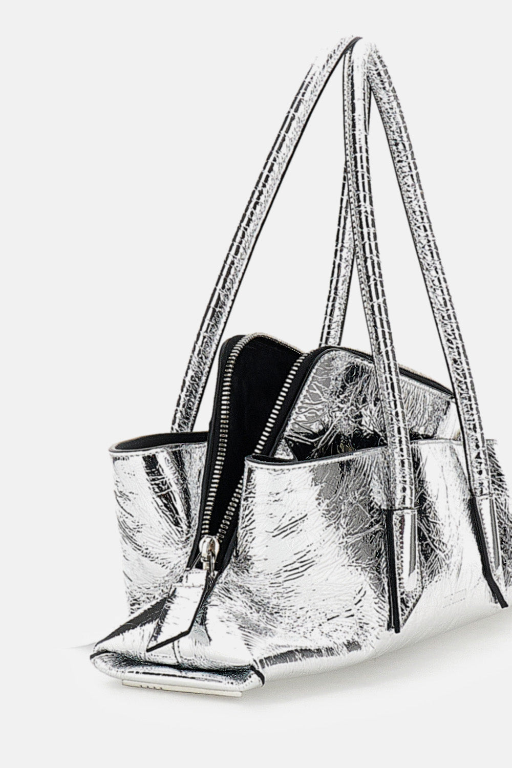 The Attico Women 'La Passeggiata Small' Top Handle Bag THE ATTICO