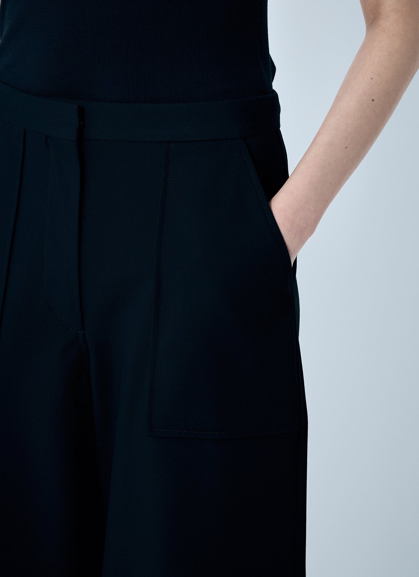 Ganni Women Solid Twill Suiting Cargo Pants GANNI
