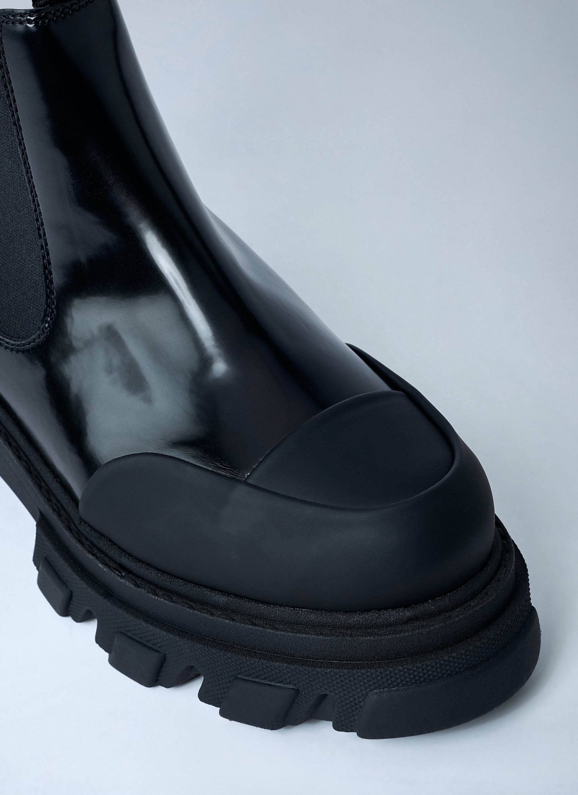 Ganni Women Low Chelsea Boots GANNI