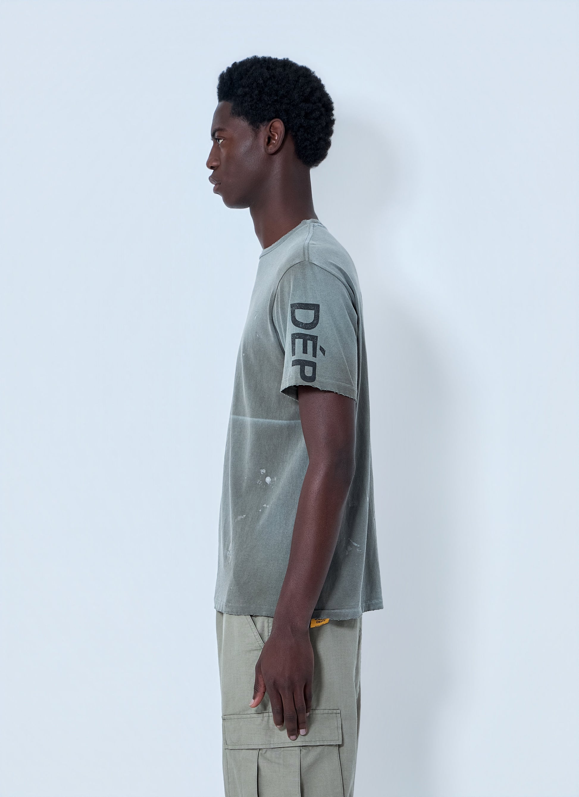 Gallery Dept. Men Distressed T-Shirt GALLERY DEPT.