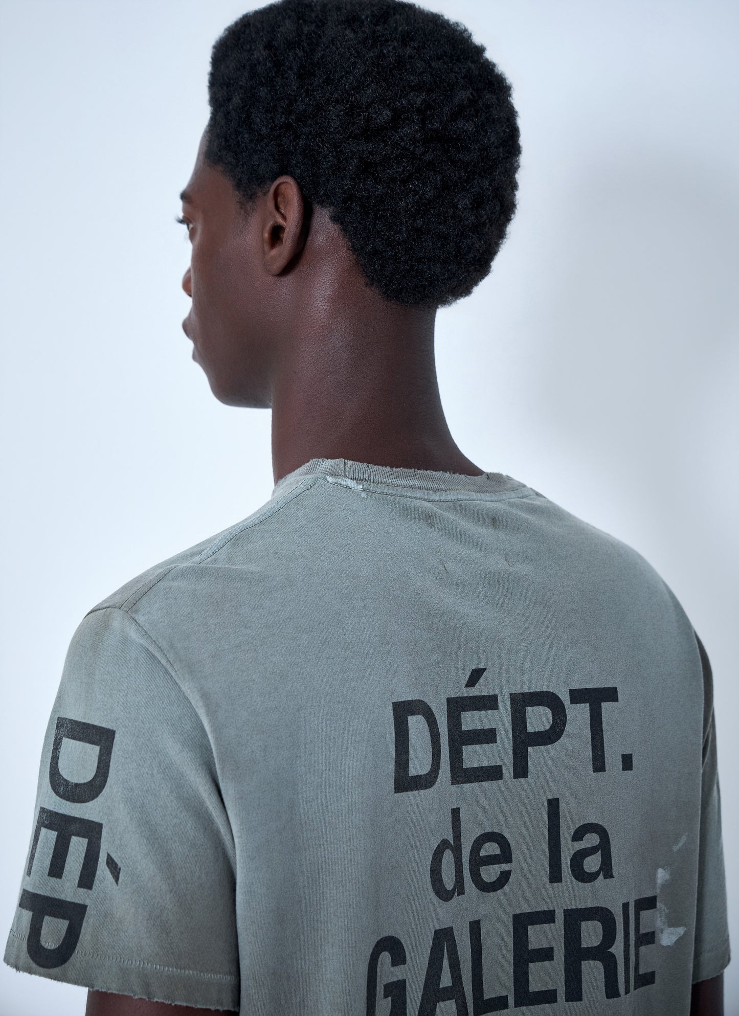Gallery Dept. Men Distressed T-Shirt GALLERY DEPT.