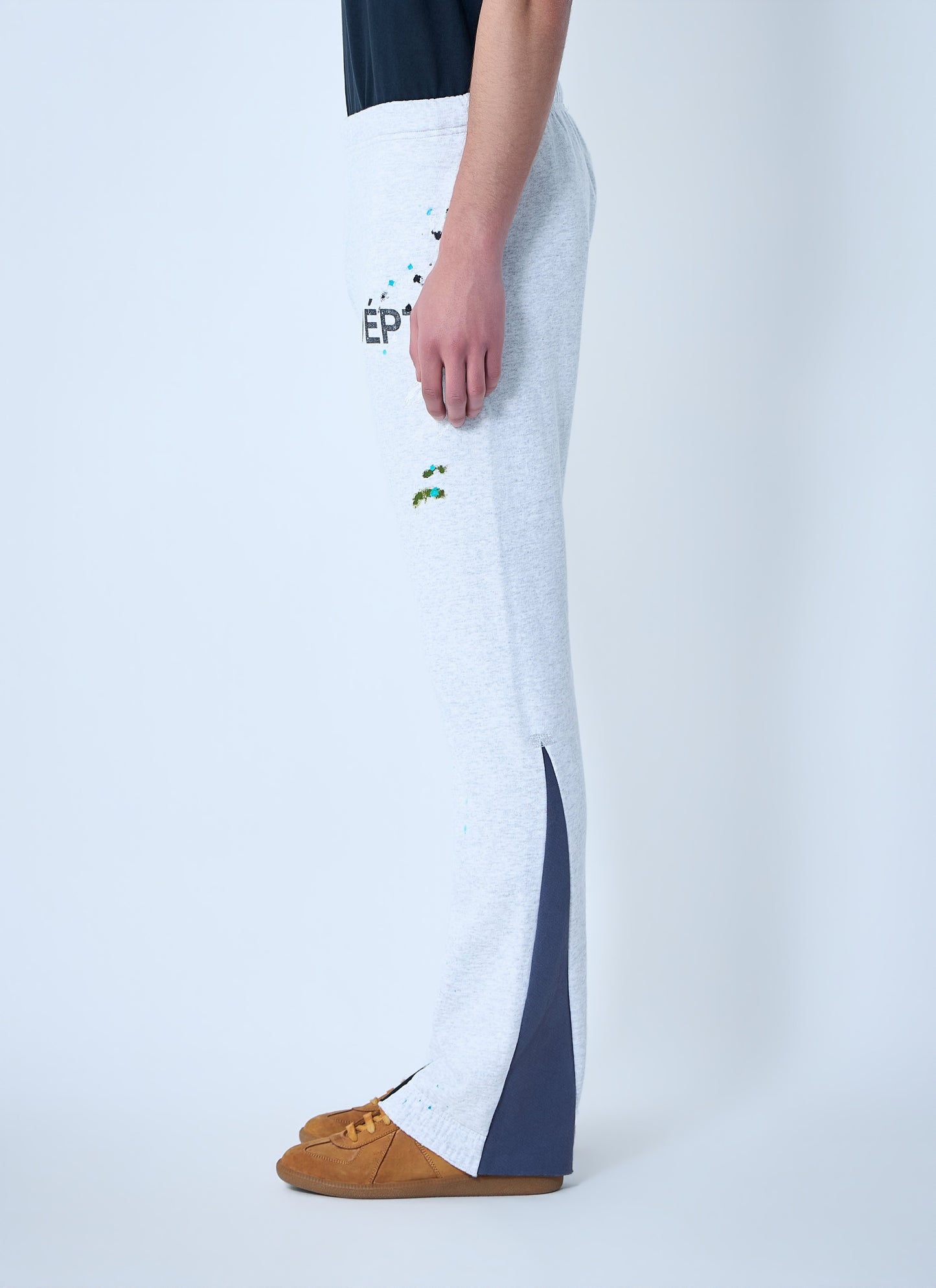 Gallery Dept. Men Logo Painted Flare Sweatpants GALLERY DEPT.