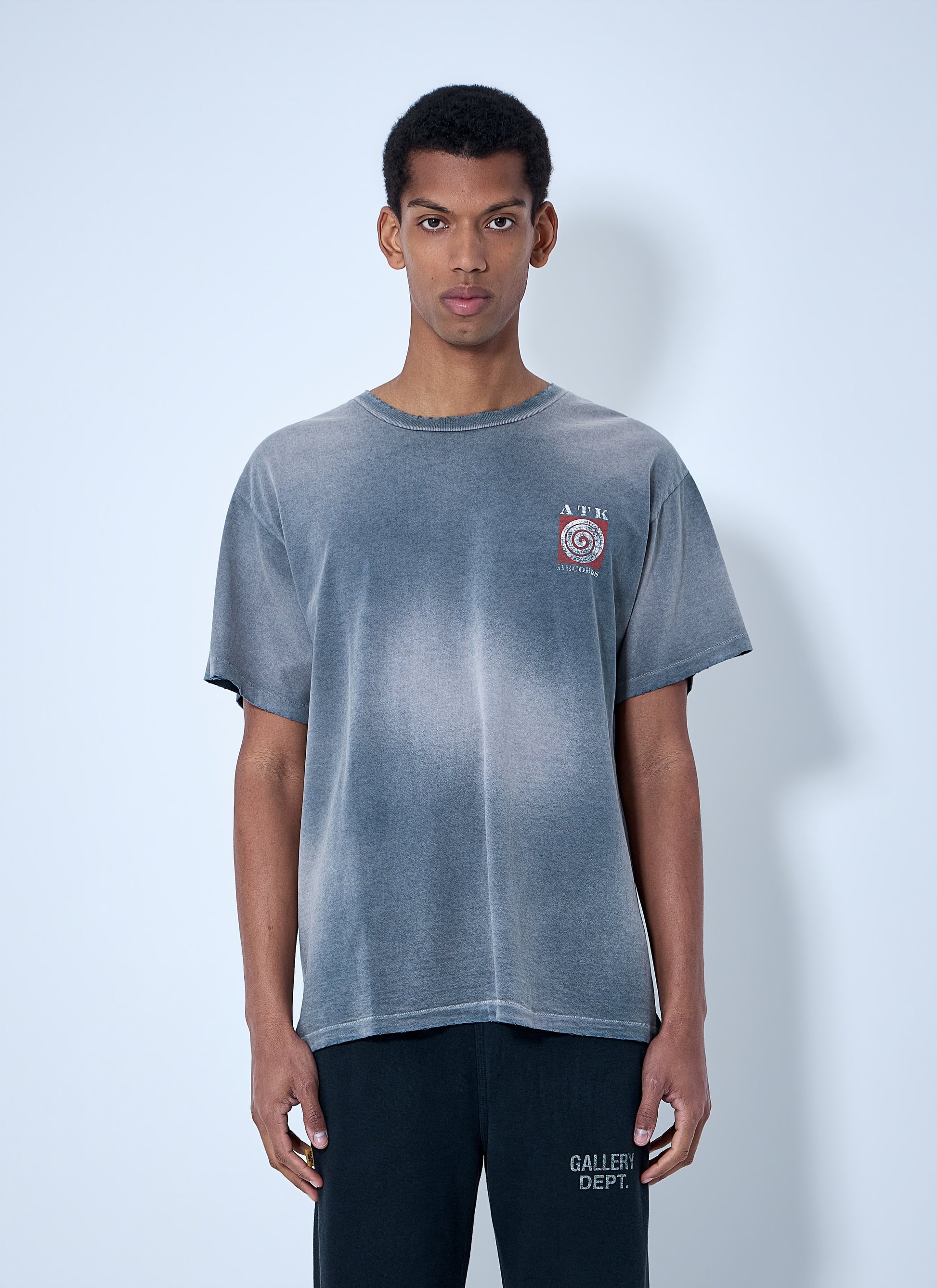 Gallery Dept. Men Crewneck Distressed T-Shirt Gallery Dept.