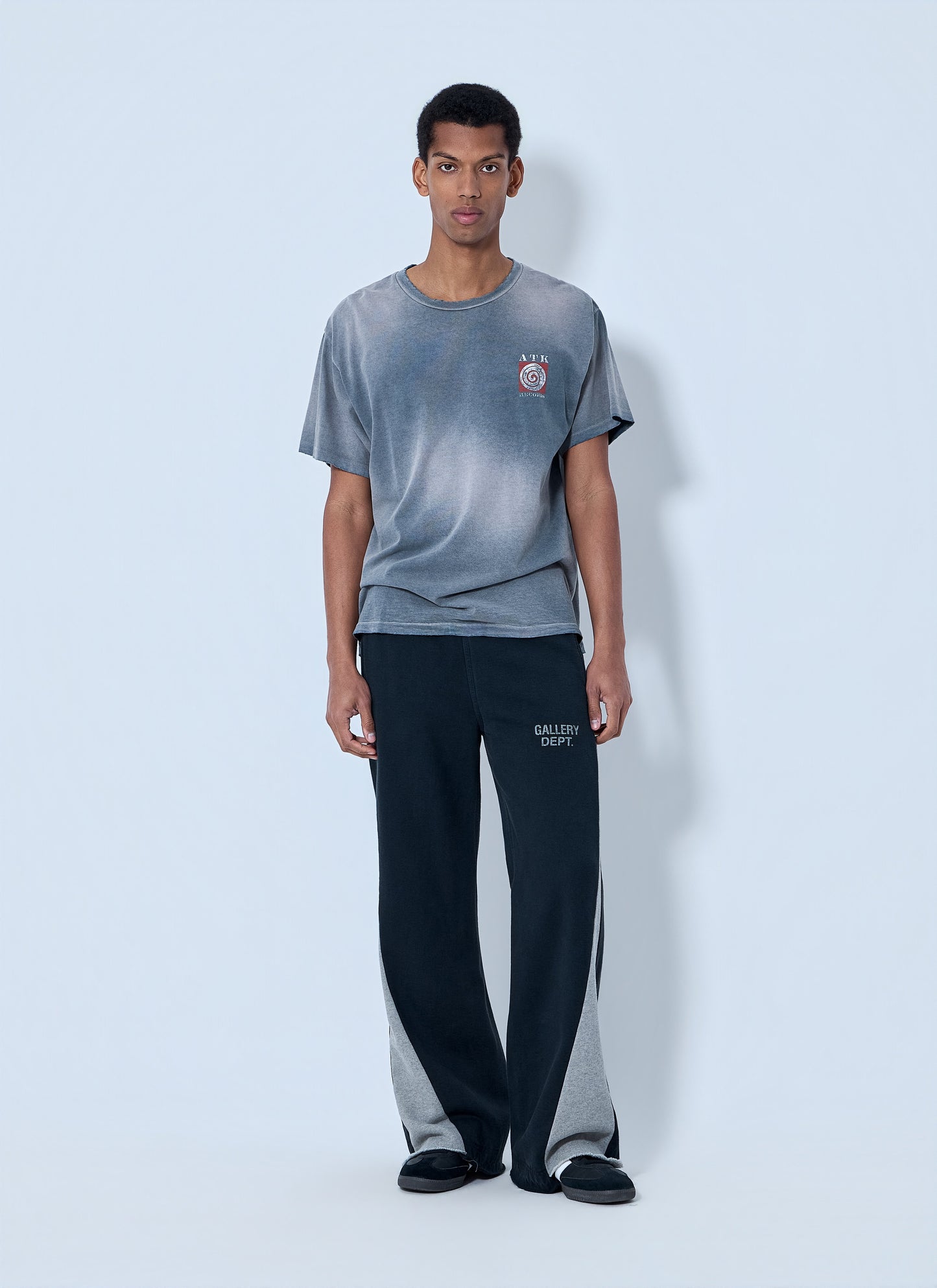 Gallery Dept. Men Crewneck Distressed T-Shirt Gallery Dept.