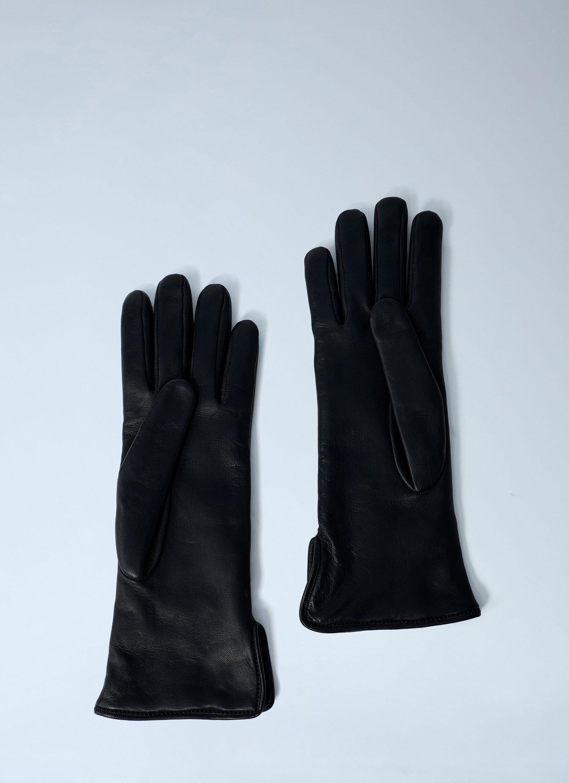 Gucci Women Logo Embossed Gloves GUCCI