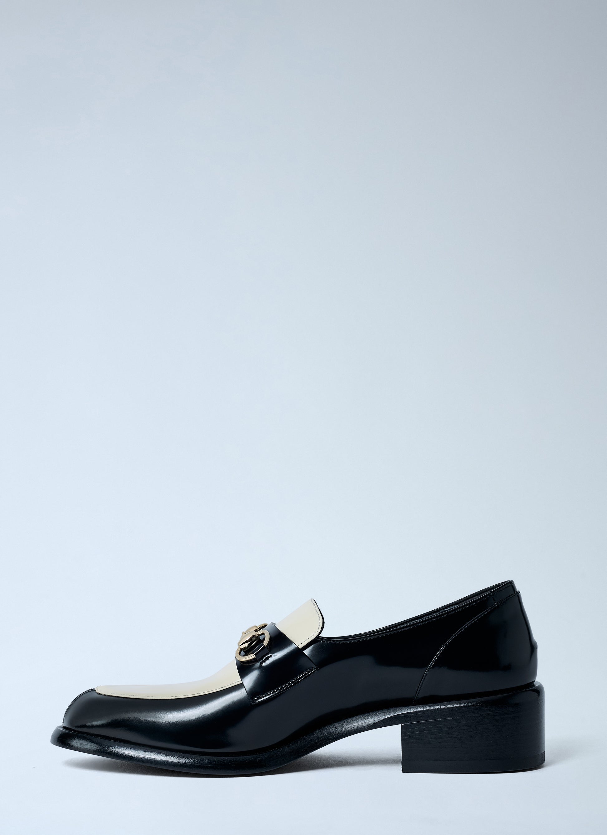 Gucci Women Clamp Hardware Loafers GUCCI