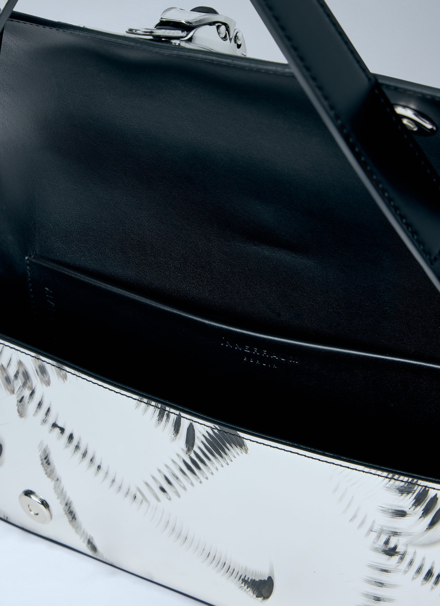 Innerraum Women Object C03 Shoulder Bag INNERRAUM