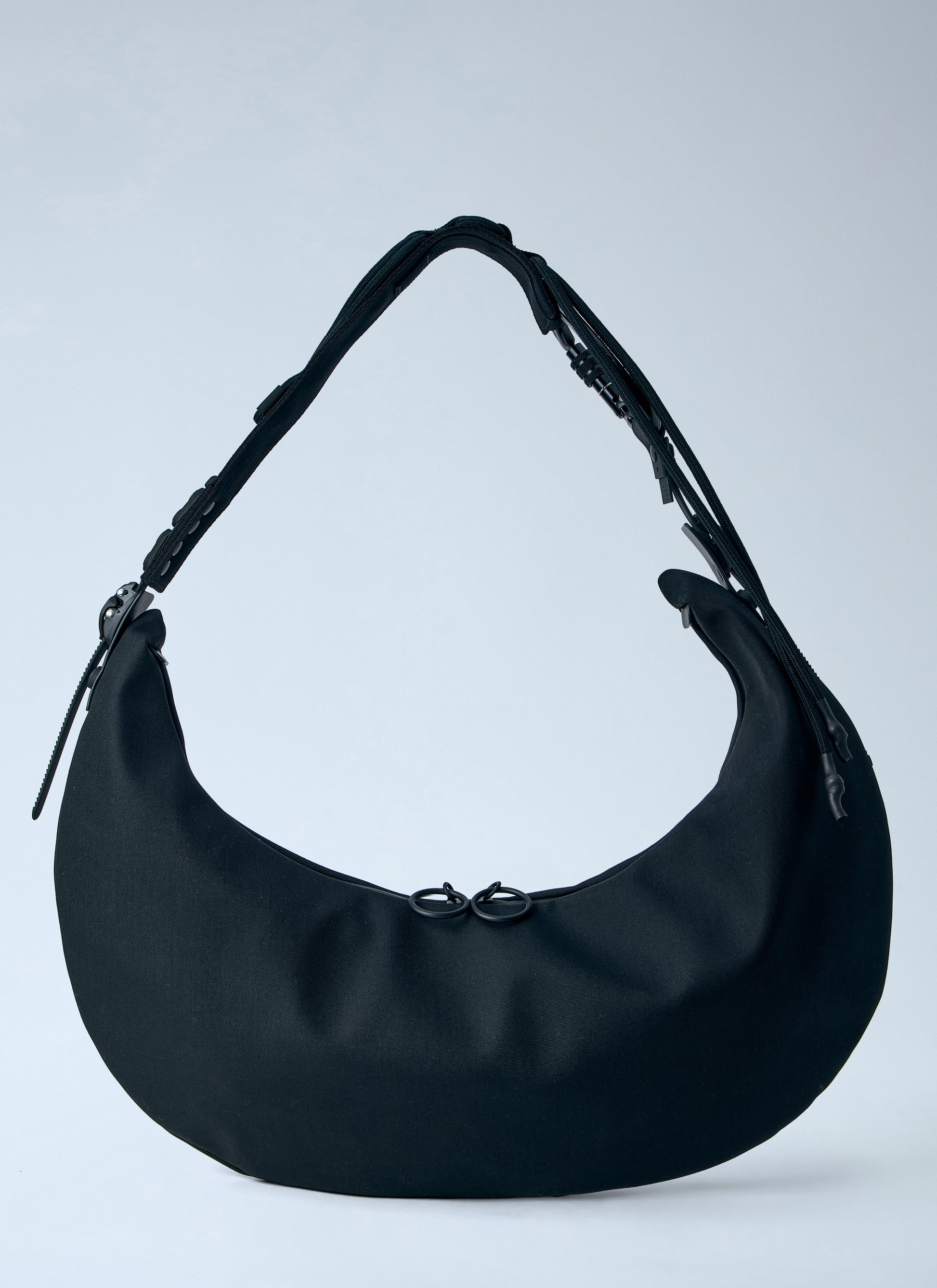 Innerraum Men Object Hm3 Half Moon Bag INNERRAUM