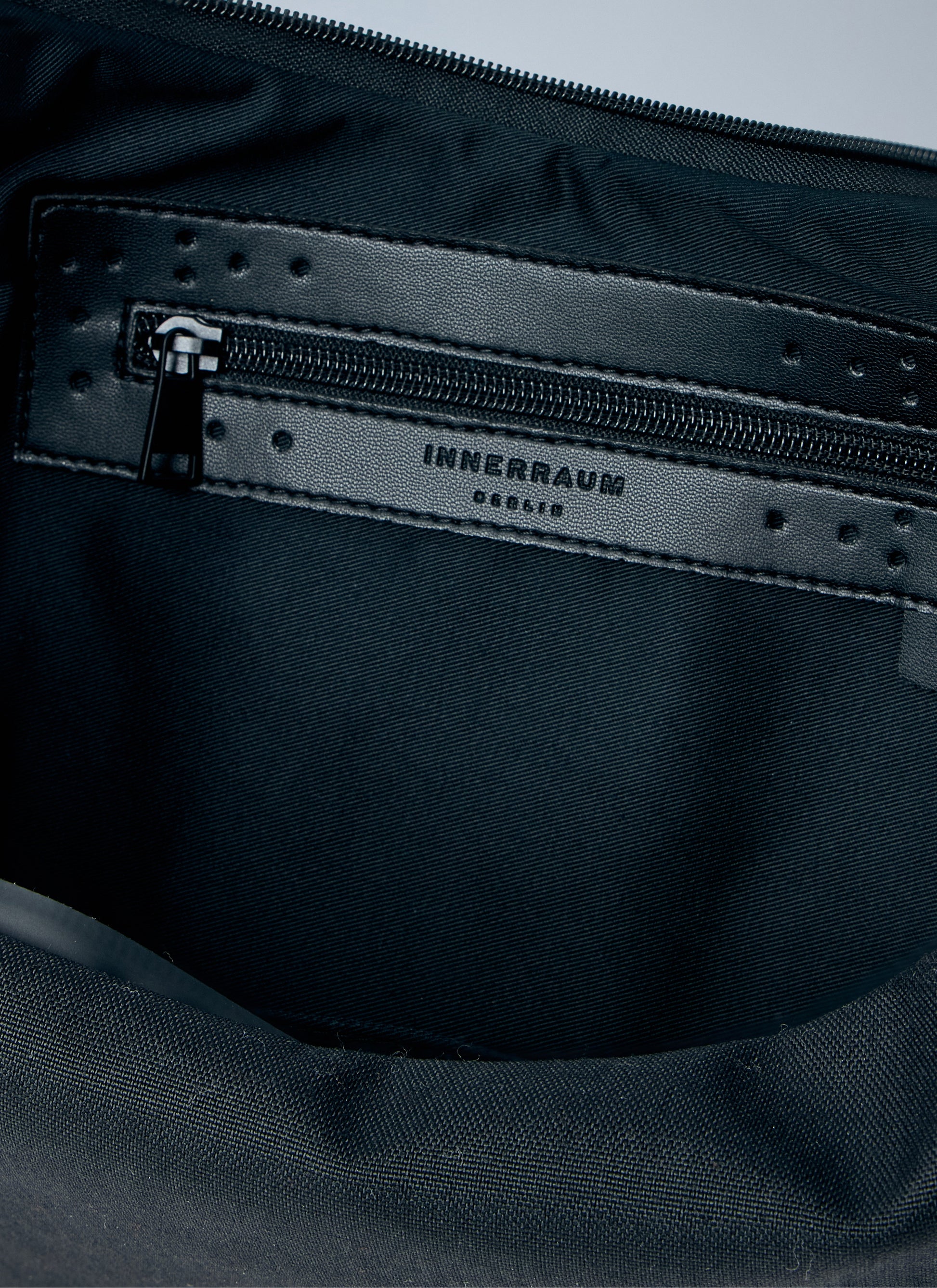 Innerraum Women Object Hm3 Half Moon Bag INNERRAUM