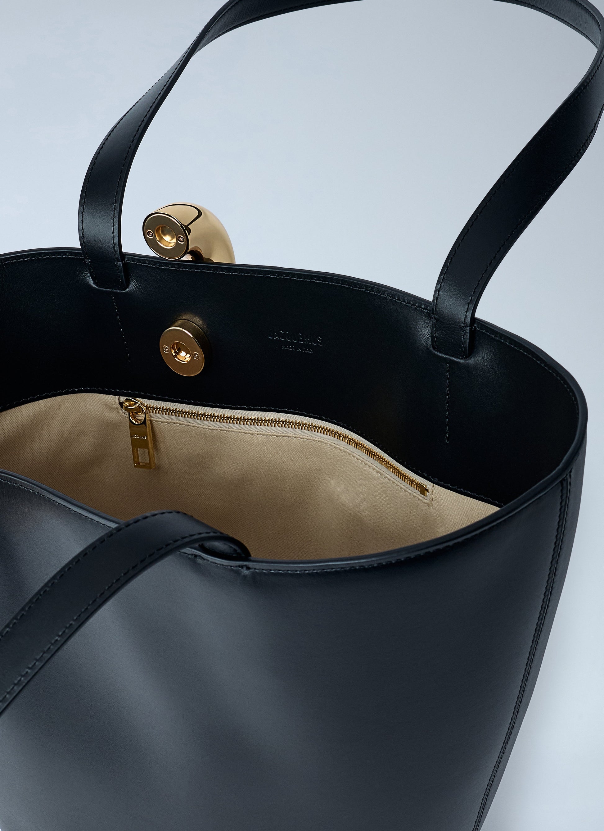 Jacquemus Women Le Petit Bambola Bucket Bag JACQUEMUS