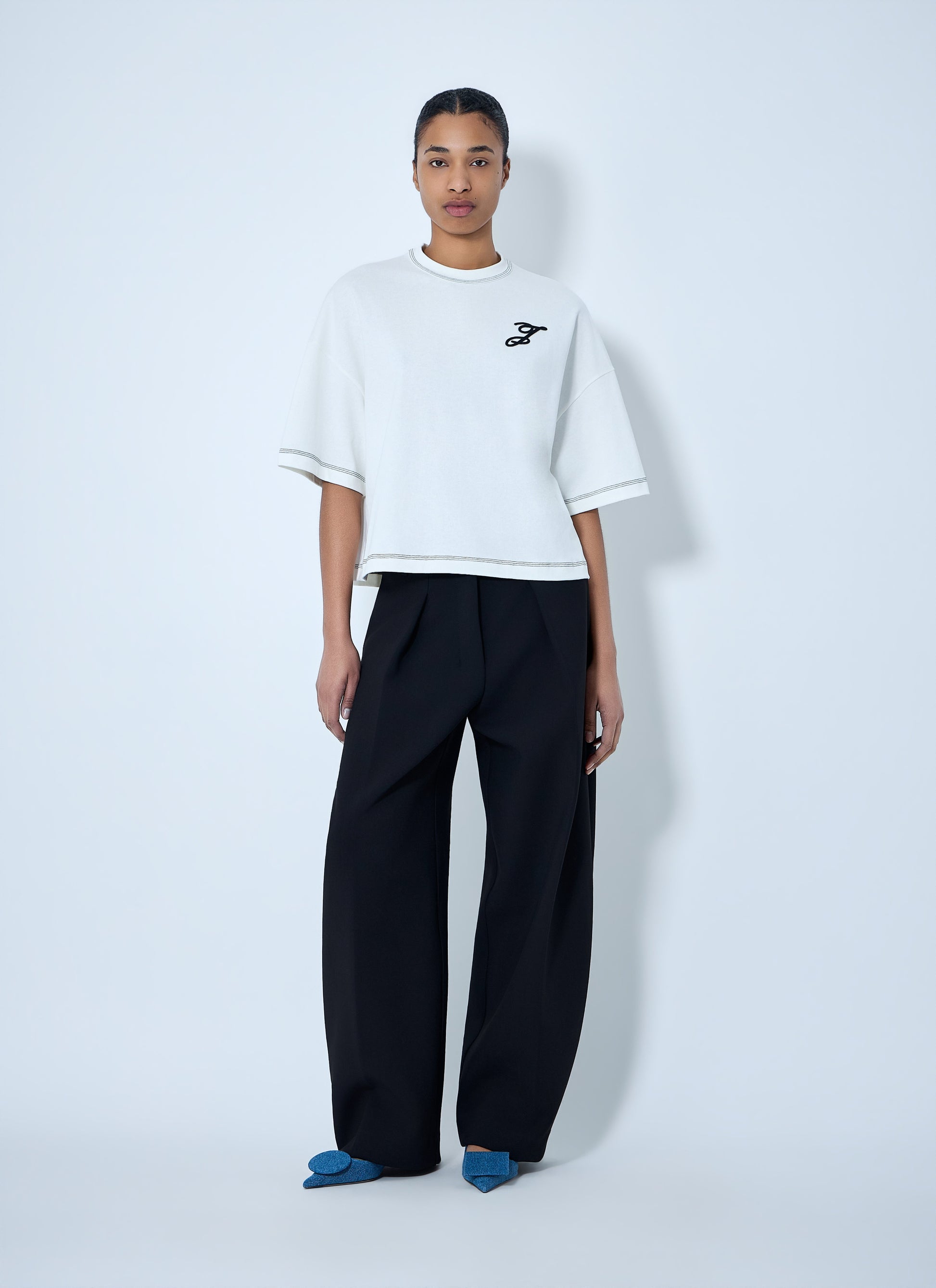 Jacquemus Women Logo Embroidered Boxy T-Shirt JACQUEMUS