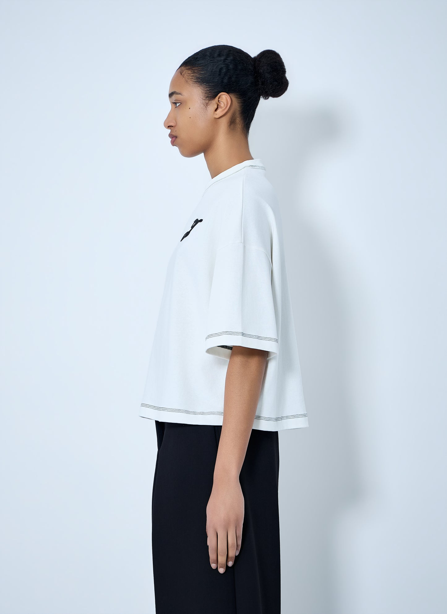 Jacquemus Women Logo Embroidered Boxy T-Shirt JACQUEMUS