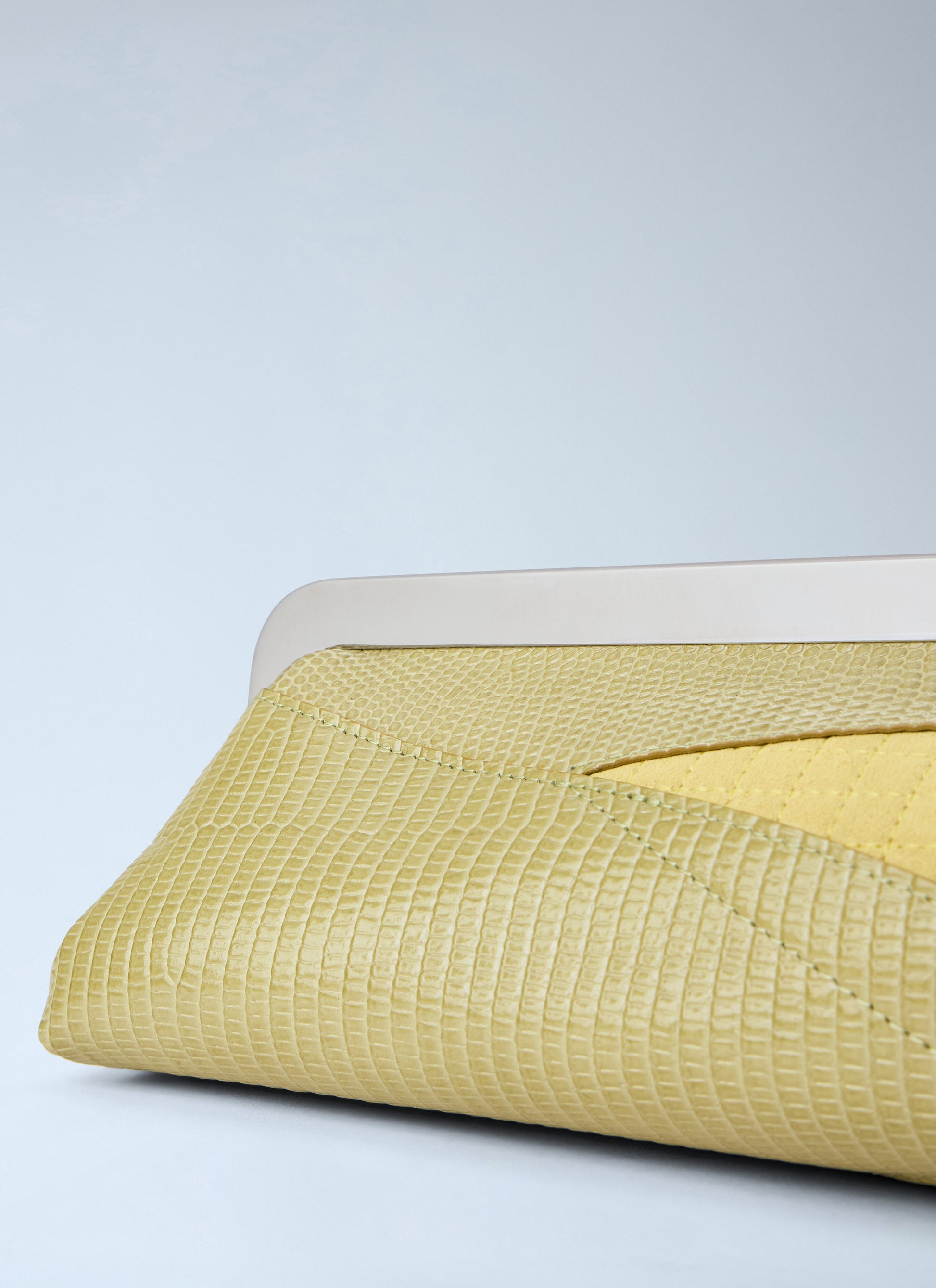 Jacquemus Women The Salon Maïs Leather Clutch Bag JACQUEMUS