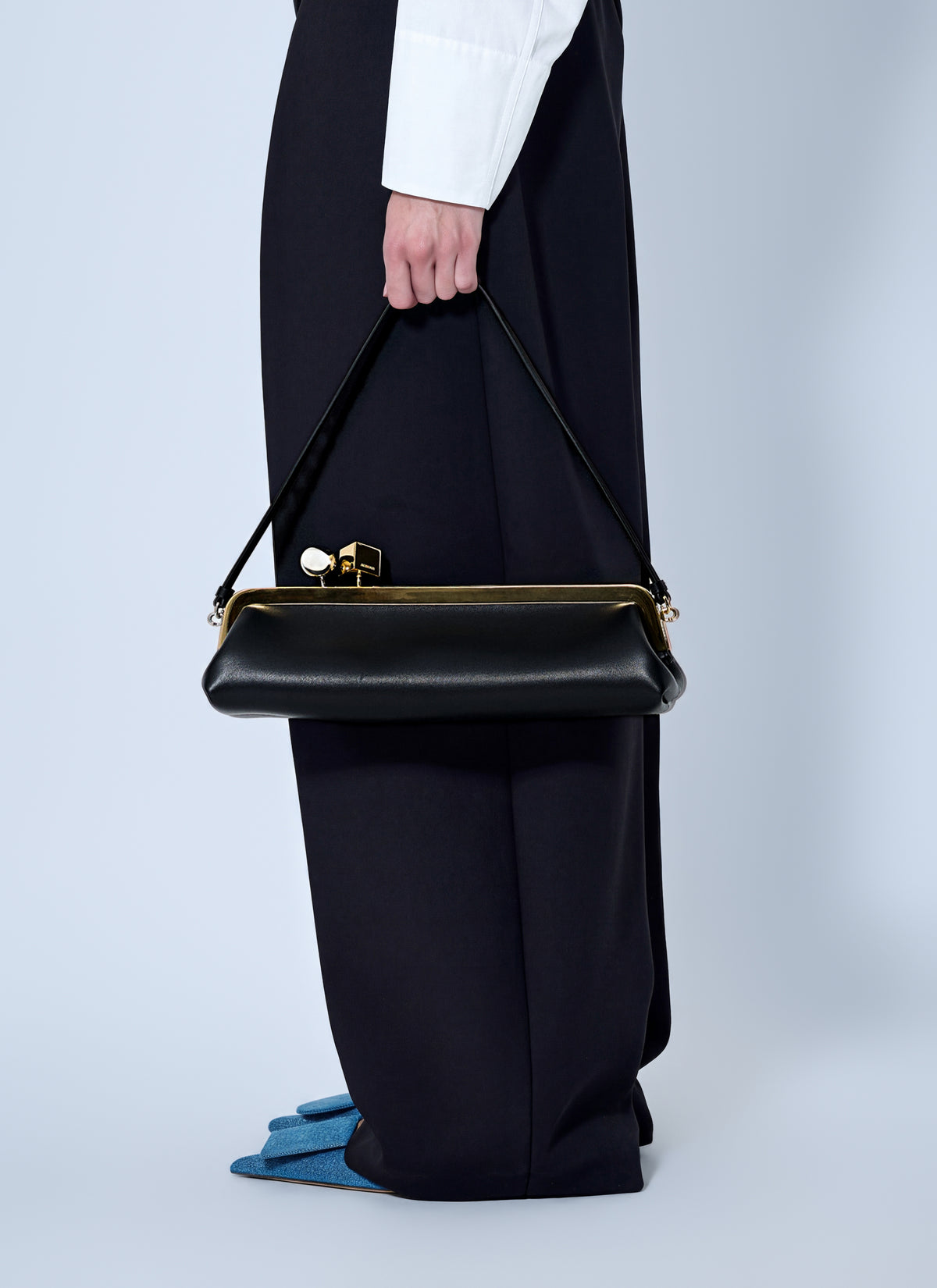 Jacquemus Women La Pochette Salon Shoulder Bag JACQUEMUS