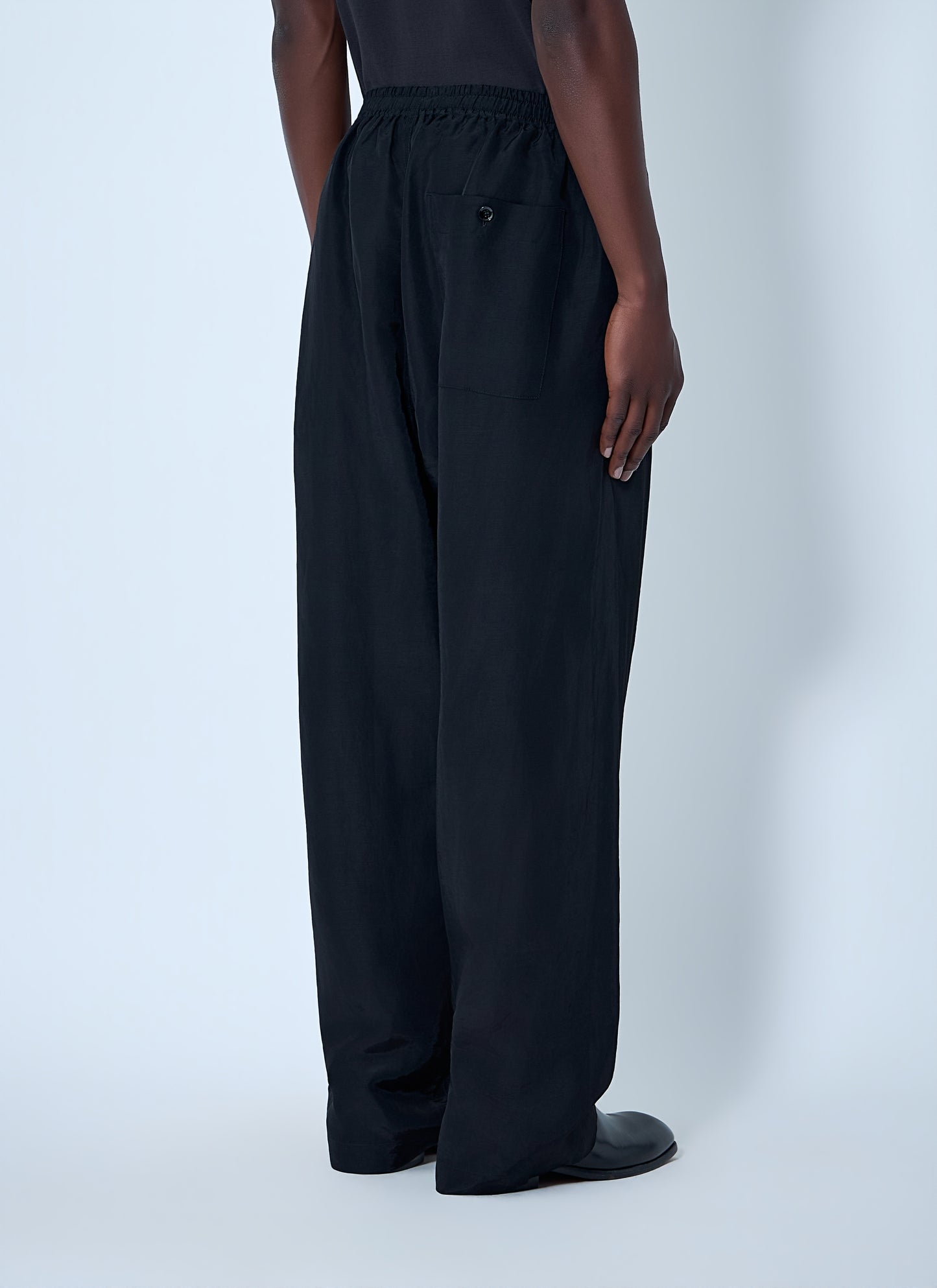 Lemaire Men Drawstring Wide-Leg Trousers LEMAIRE