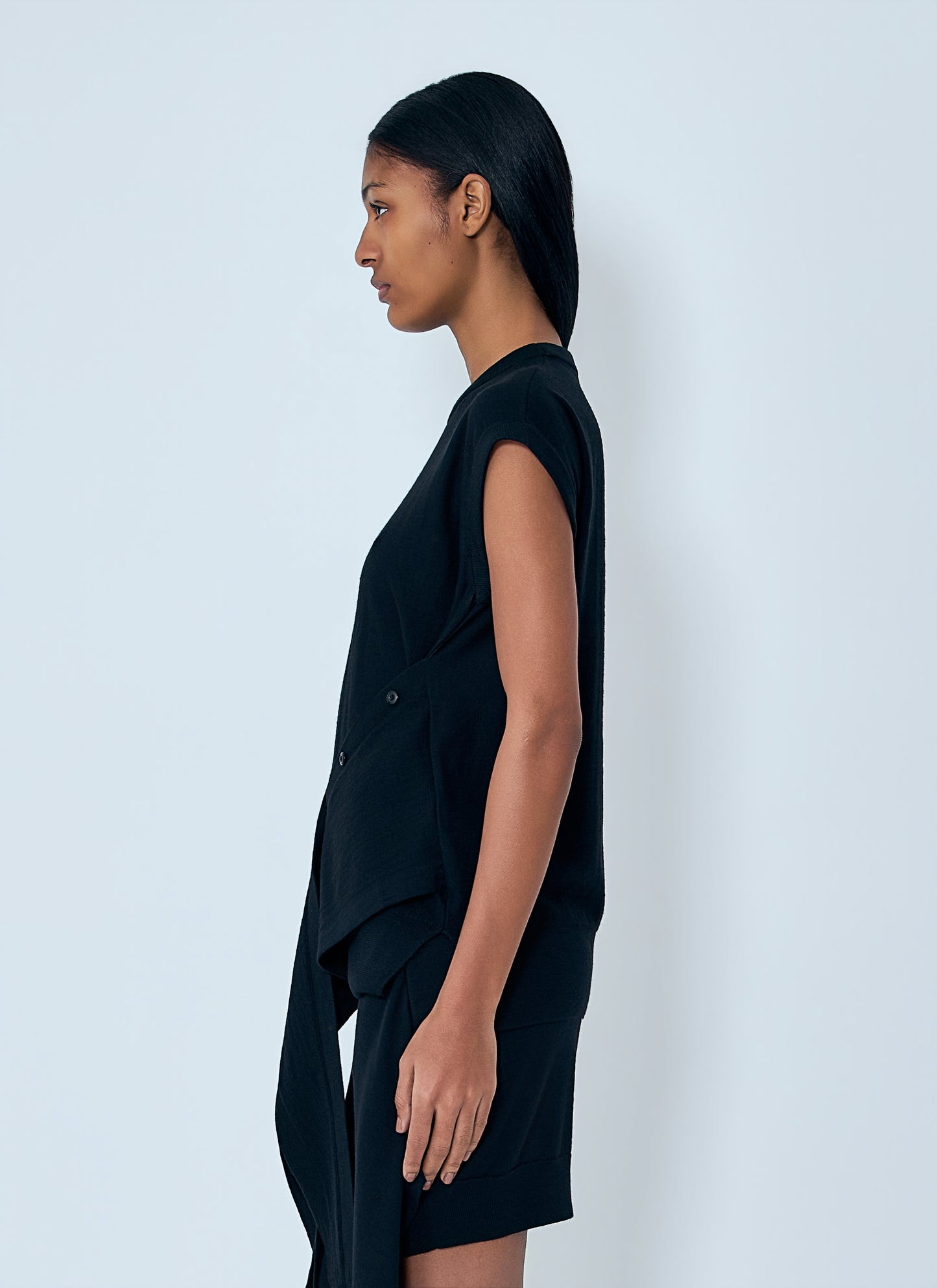 Lemaire Women Sleeveless Buttoned Top LEMAIRE