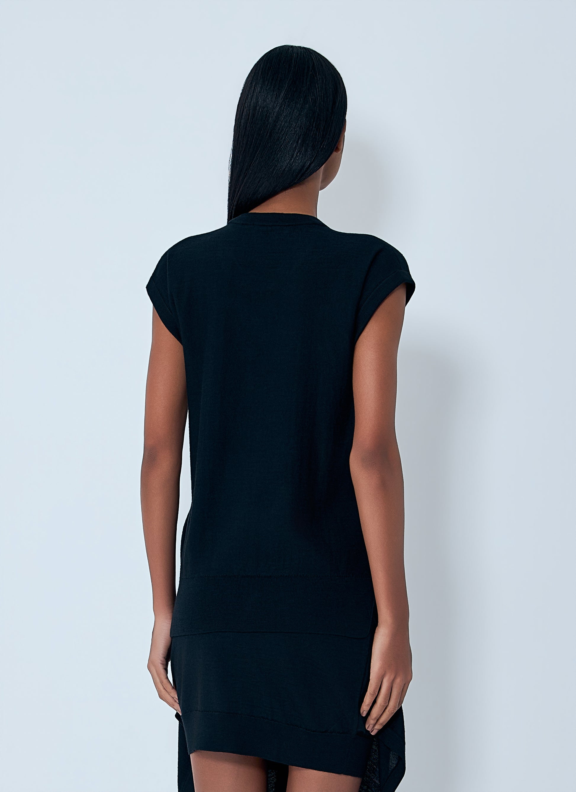 Lemaire Women Sleeveless Buttoned Top LEMAIRE